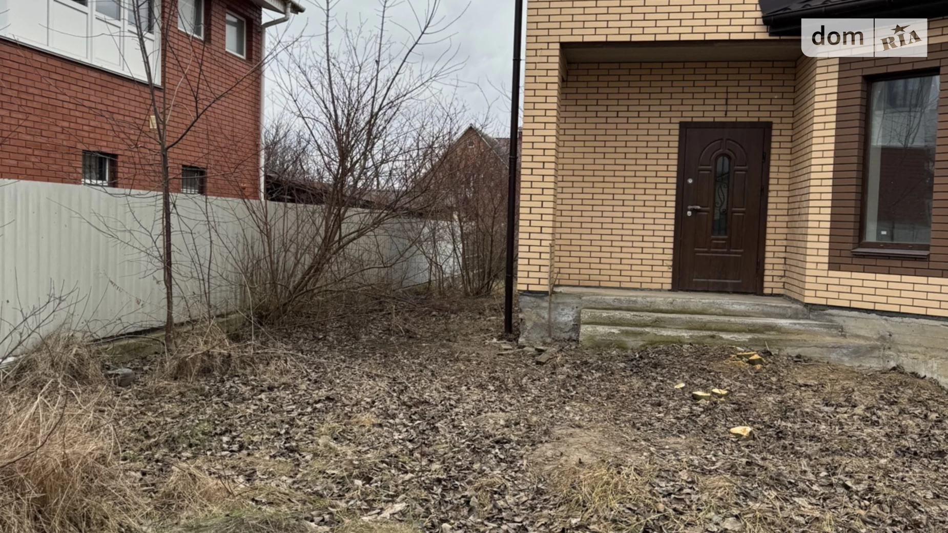 Продается дом на 2 этажа 110 кв. м с бассейном, цена: 98000 $ - фото 3