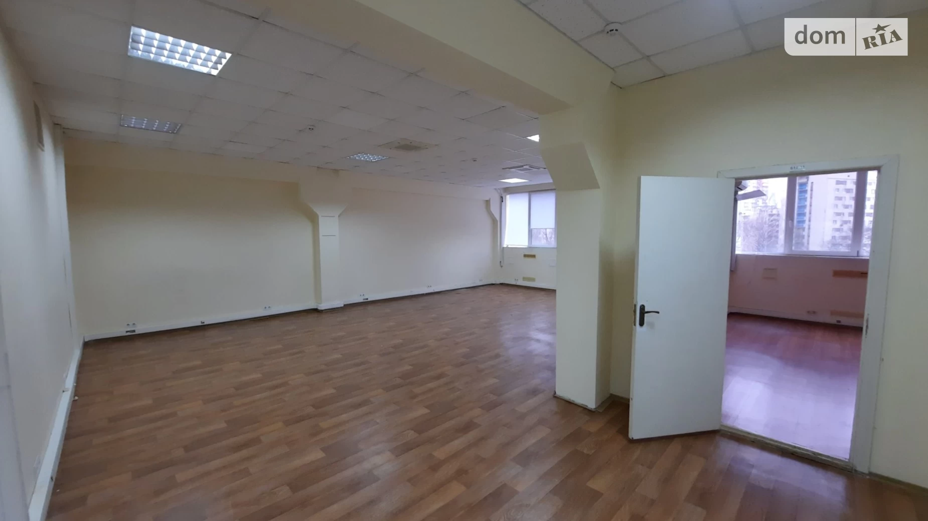 Сдается в аренду офис 1000 кв. м в бизнес-центре, цена: 5000 $ - фото 2