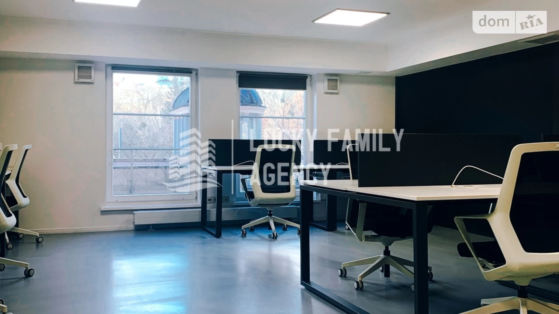 Сдается в аренду офис 204 кв. м в бизнес-центре, цена: 4080 $ - фото 2