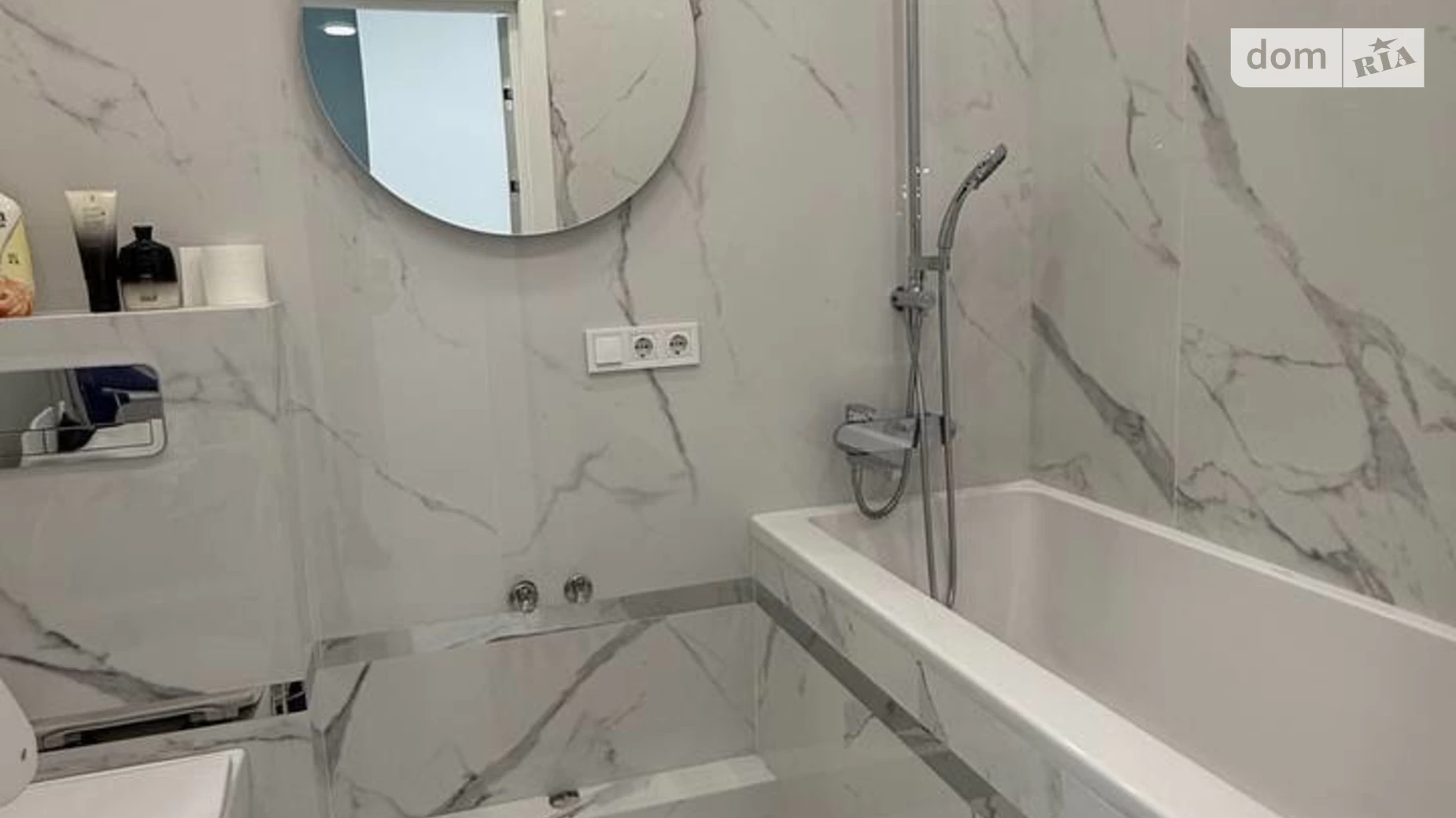 Продается 1-комнатная квартира 42 кв. м в, цена: 66000 $ - фото 3