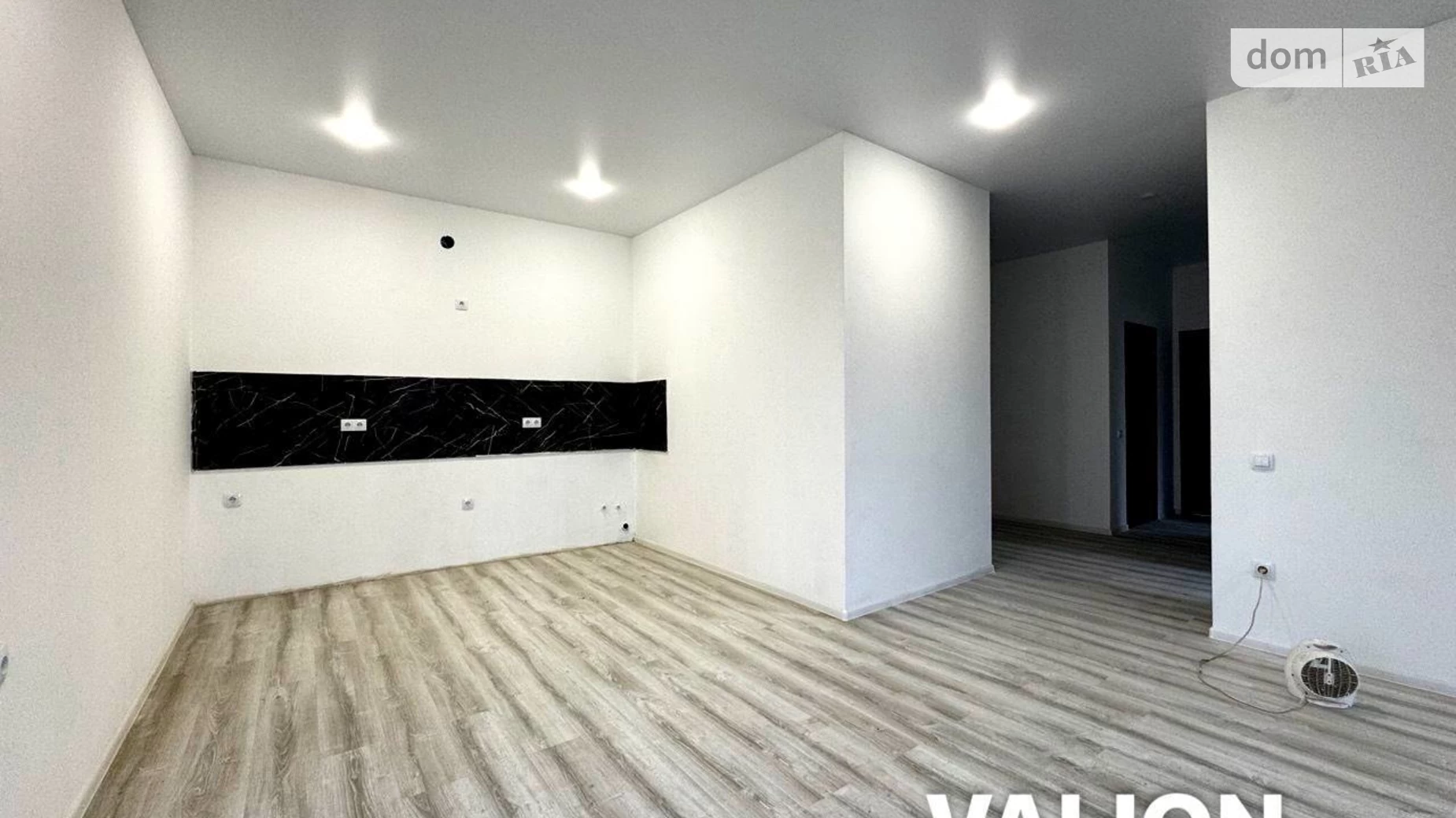 Продается одноэтажный дом 110 кв. м с балконом, ул. Независимости(Ленина) - фото 3