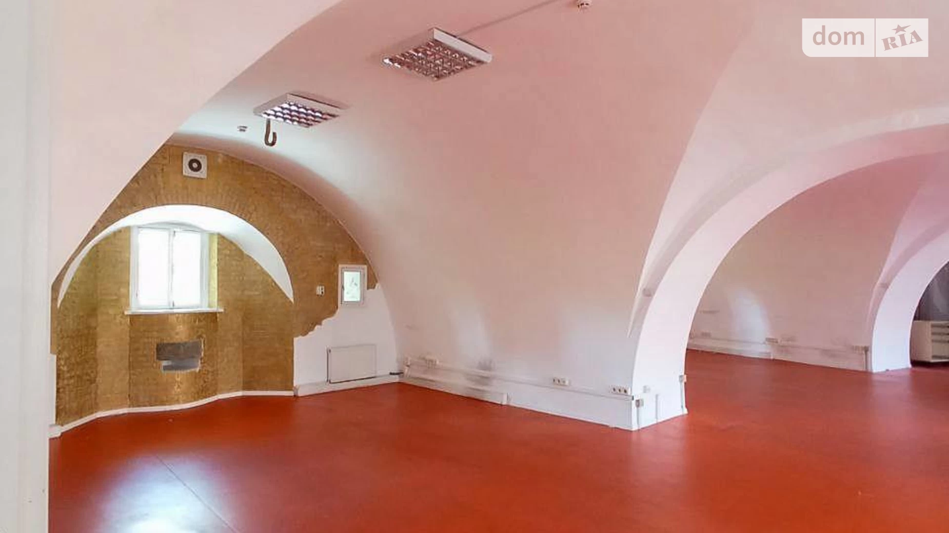 Сдается в аренду офис 318 кв. м в бизнес-центре, цена: 143100 грн - фото 4