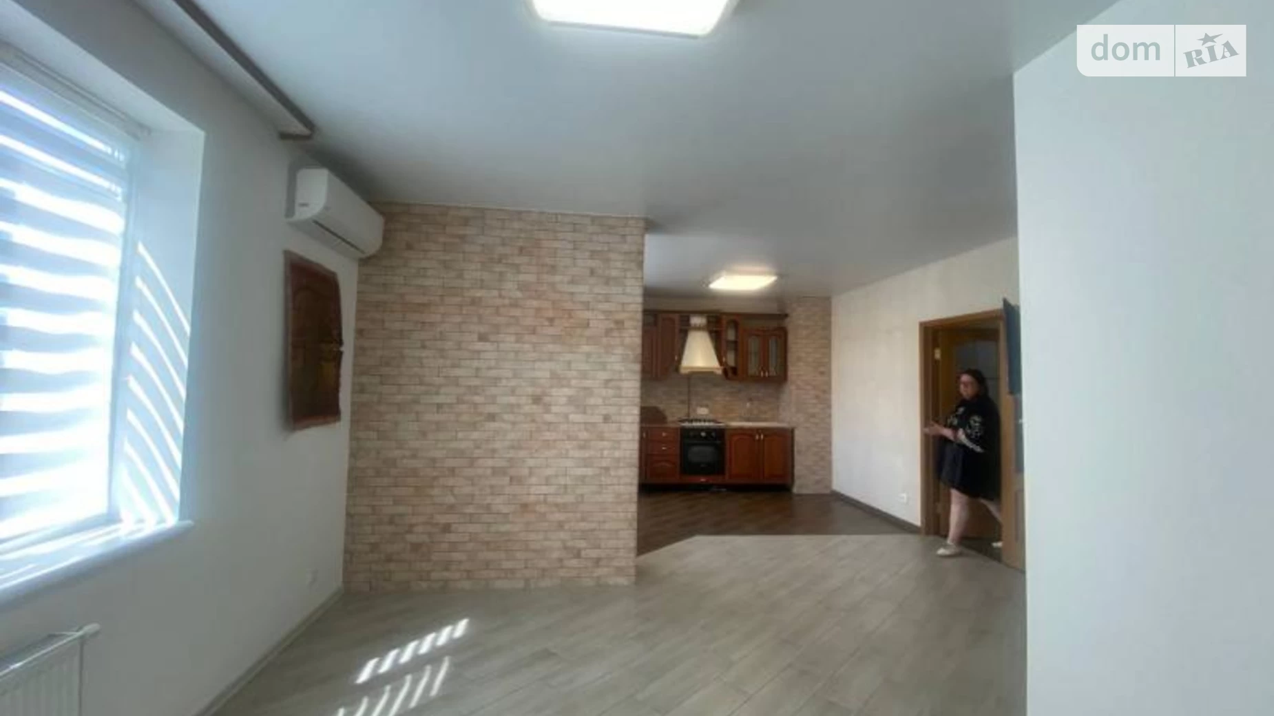 Продается 2-комнатная квартира 68 кв. м в Крыжановка, Николаевская дор., 3/4 - фото 4