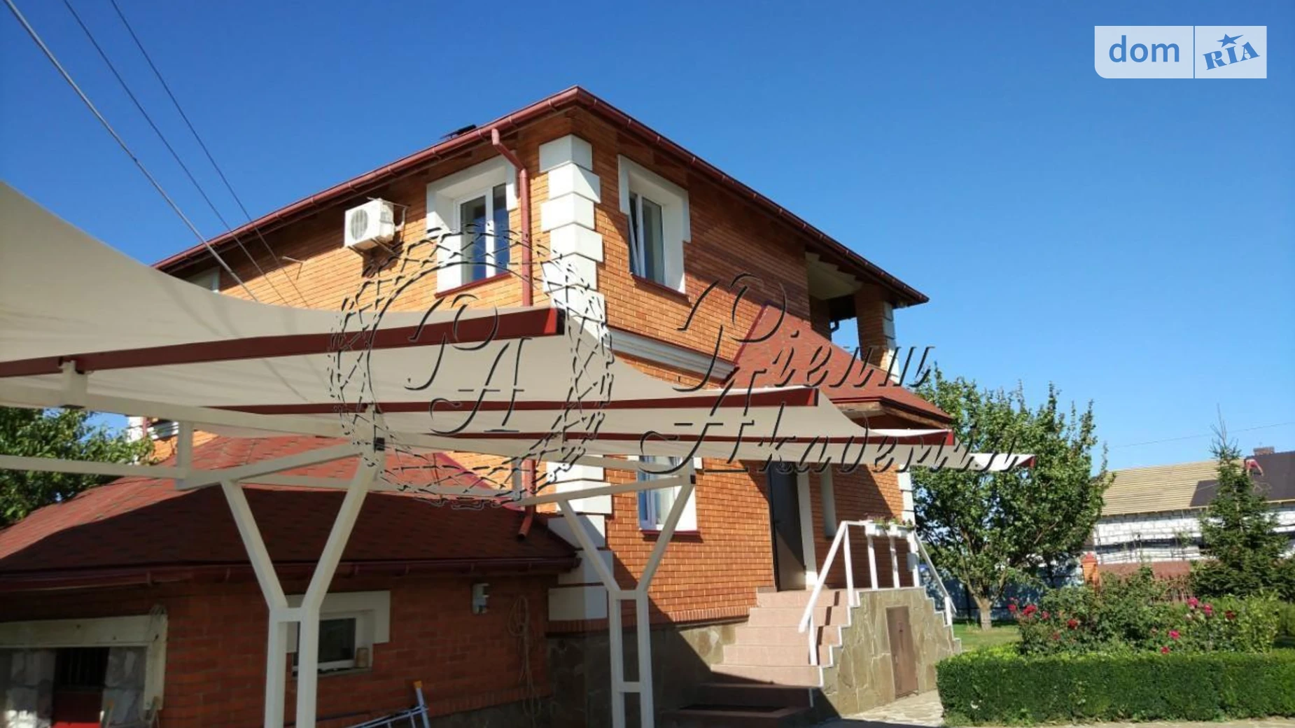 Продается дом на 2 этажа 250 кв. м с бассейном, цена: 169500 $ - фото 2