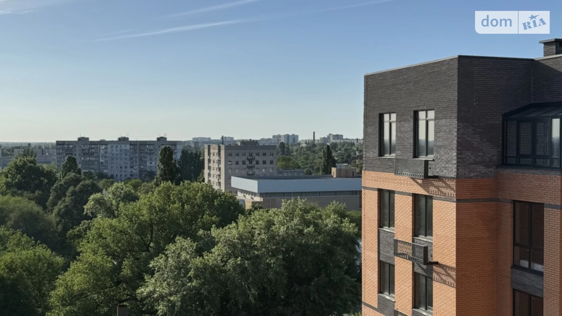 Продается дом на 2 этажа 267.6 кв. м с беседкой, цена: 78000 $ - фото 2