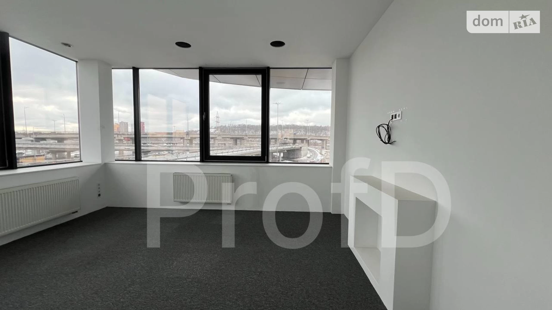Сдается в аренду офис 390 кв. м в бизнес-центре, цена: 170000 $ - фото 4
