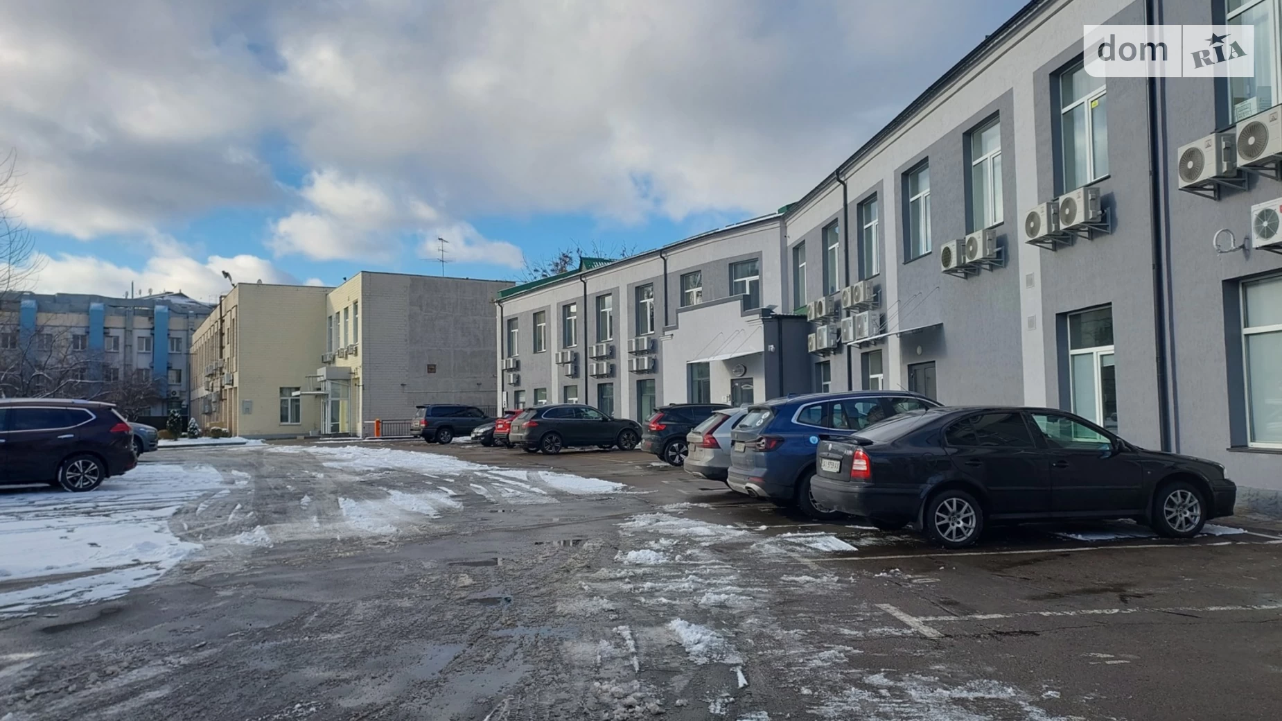 Сдается в аренду офис 213 кв. м в бизнес-центре, цена: 4470 $ - фото 3