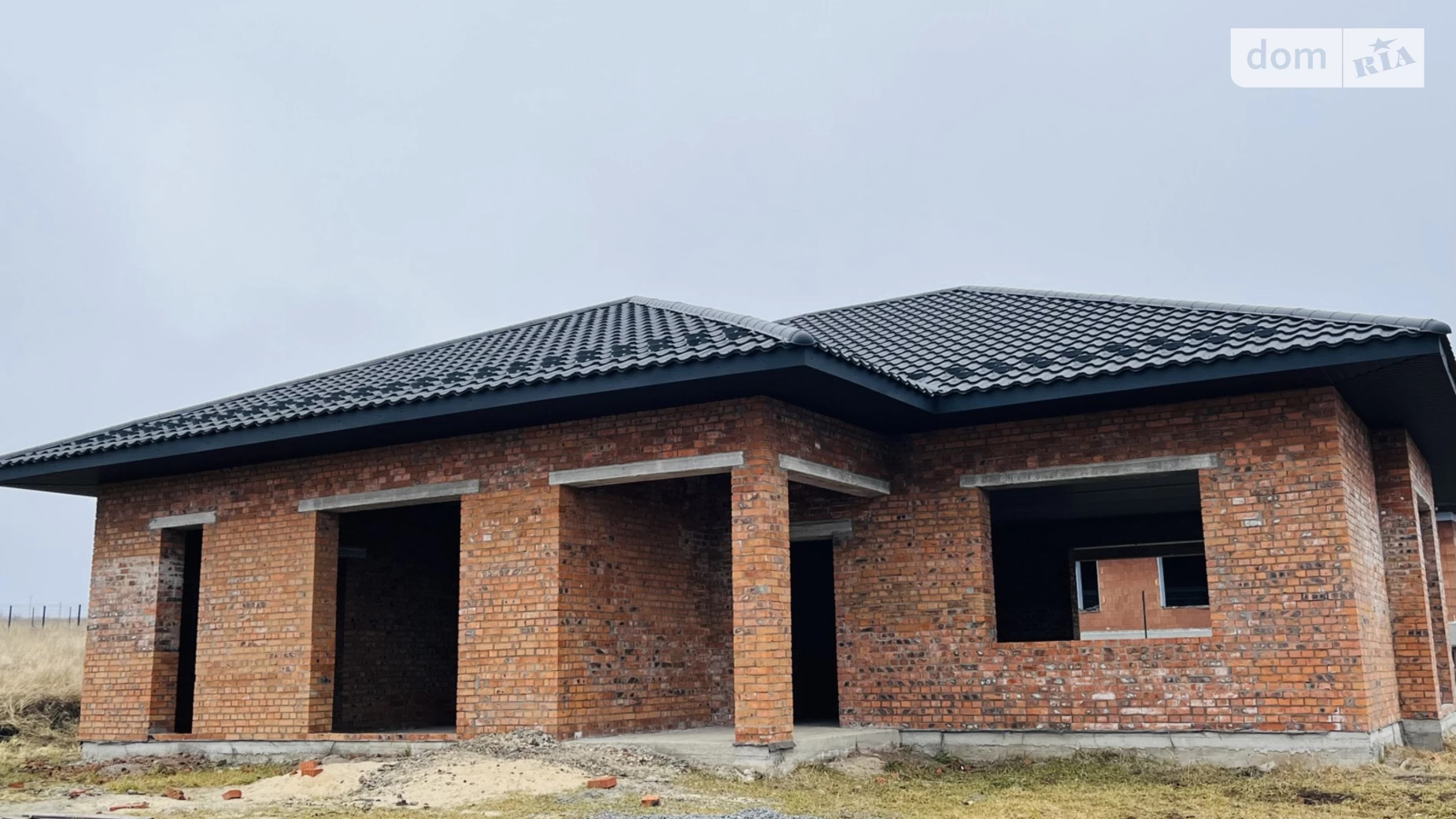 Продается одноэтажный дом 209 кв. м с садом, цена: 145000 $ - фото 3