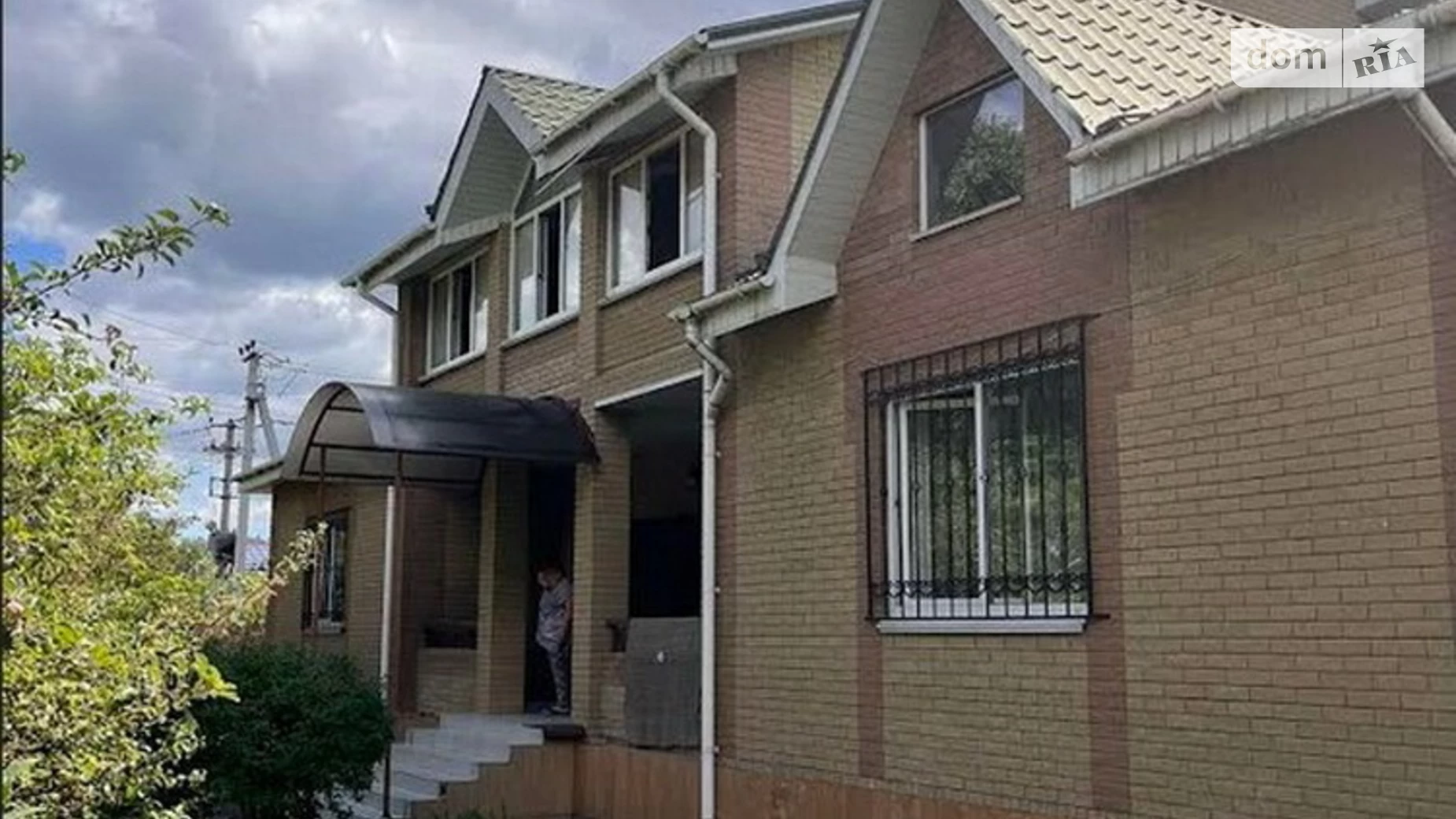Продается дом на 3 этажа 549 кв. м с садом, цена: 450000 $ - фото 2