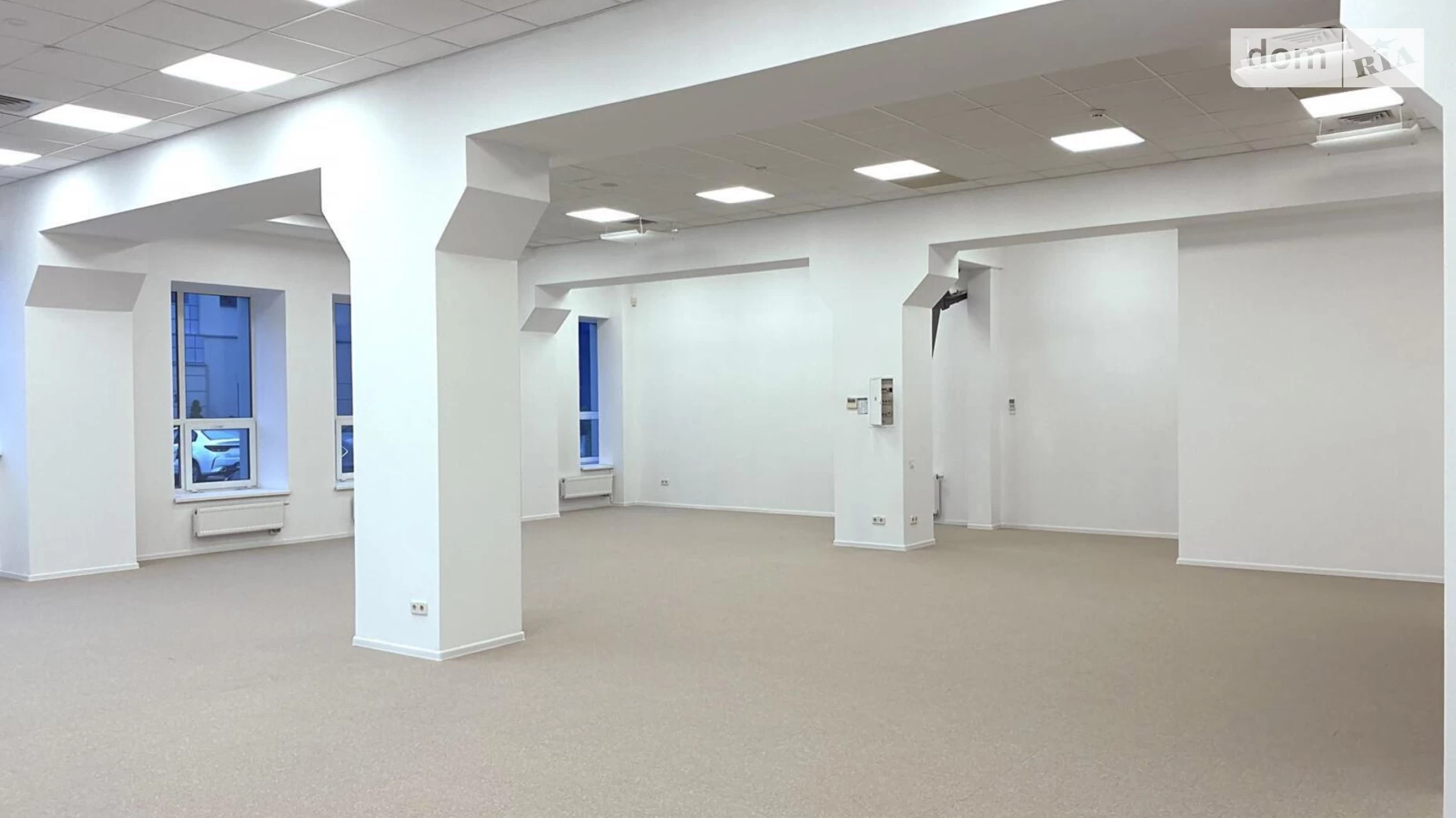 Сдается в аренду офис 760 кв. м в бизнес-центре, цена: 12100 $ - фото 5