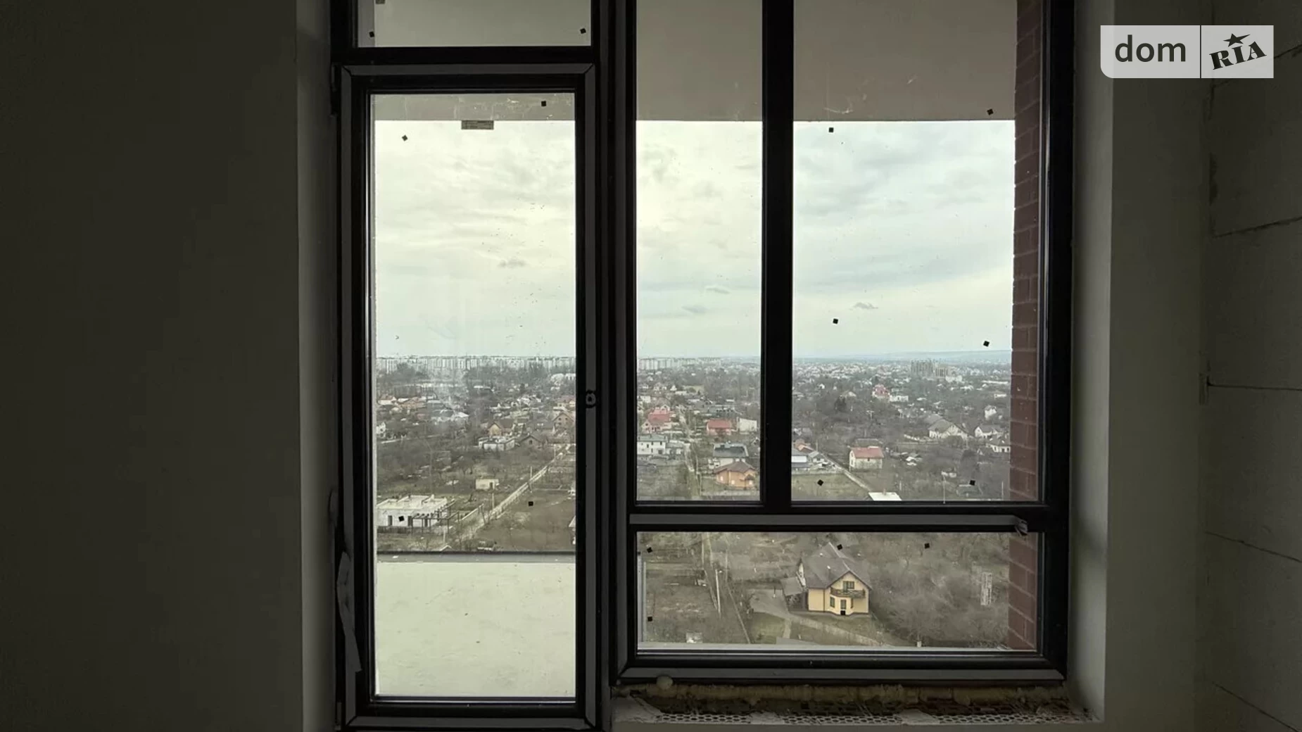 Продается 1-комнатная квартира 53 кв. м в Ивано-Франковске, ул. Ленкавского, 34/1 - фото 3
