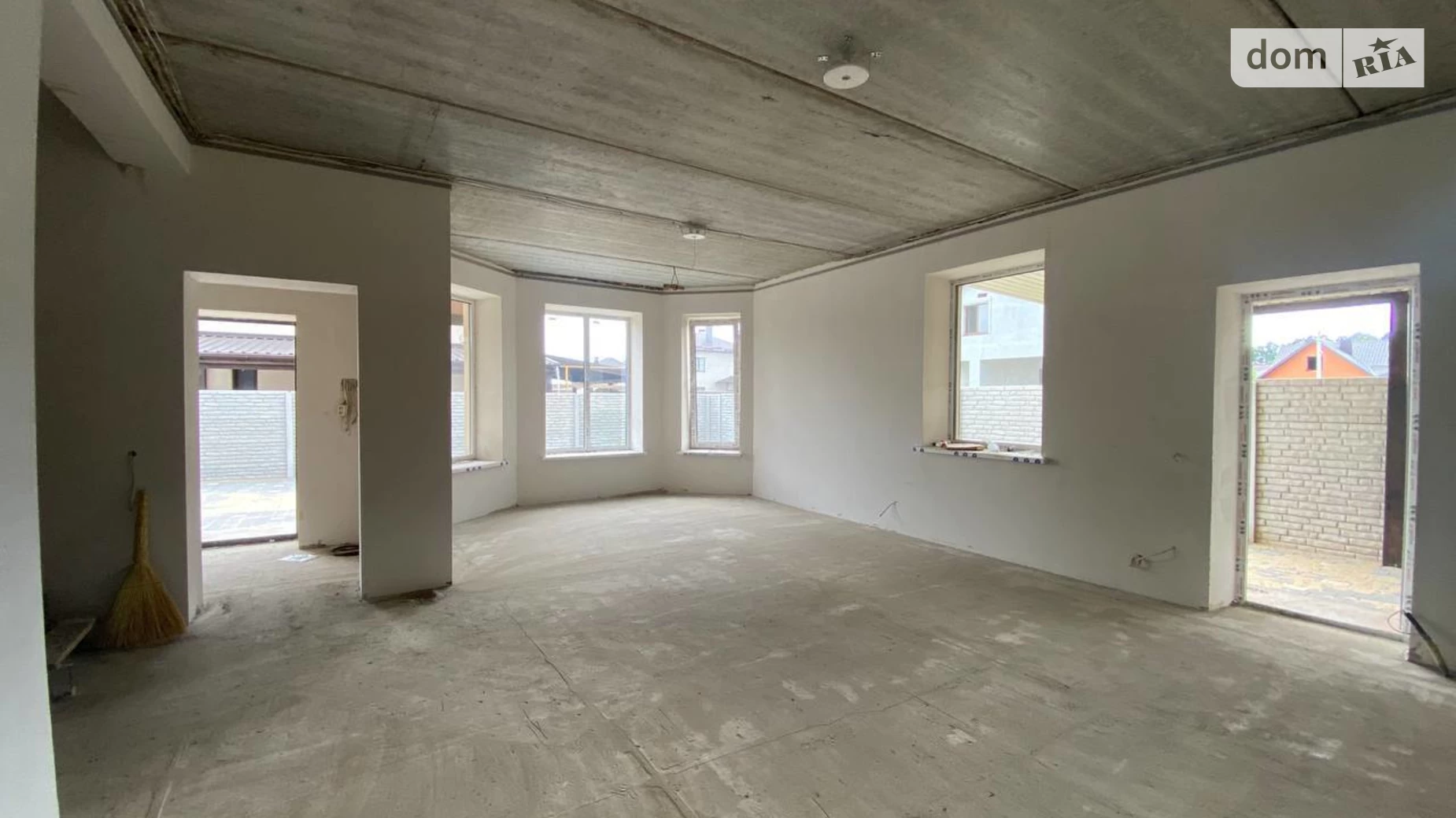 Продается дом на 2 этажа 115 кв. м с гаражом, цена: 98000 $ - фото 3