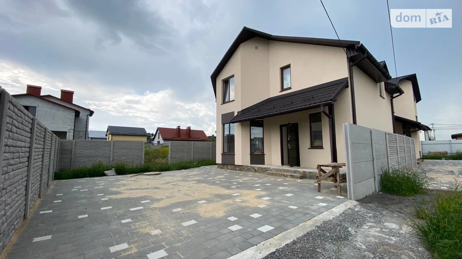 Продается дом на 2 этажа 115 кв. м с гаражом, цена: 98000 $ - фото 2