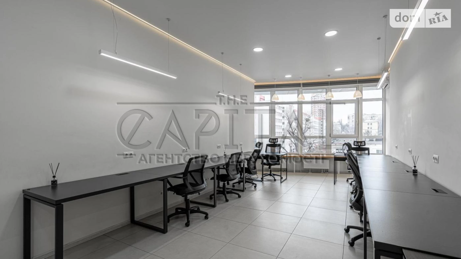 Сдается в аренду офис 130 кв. м в бизнес-центре, цена: 2500 $ - фото 2