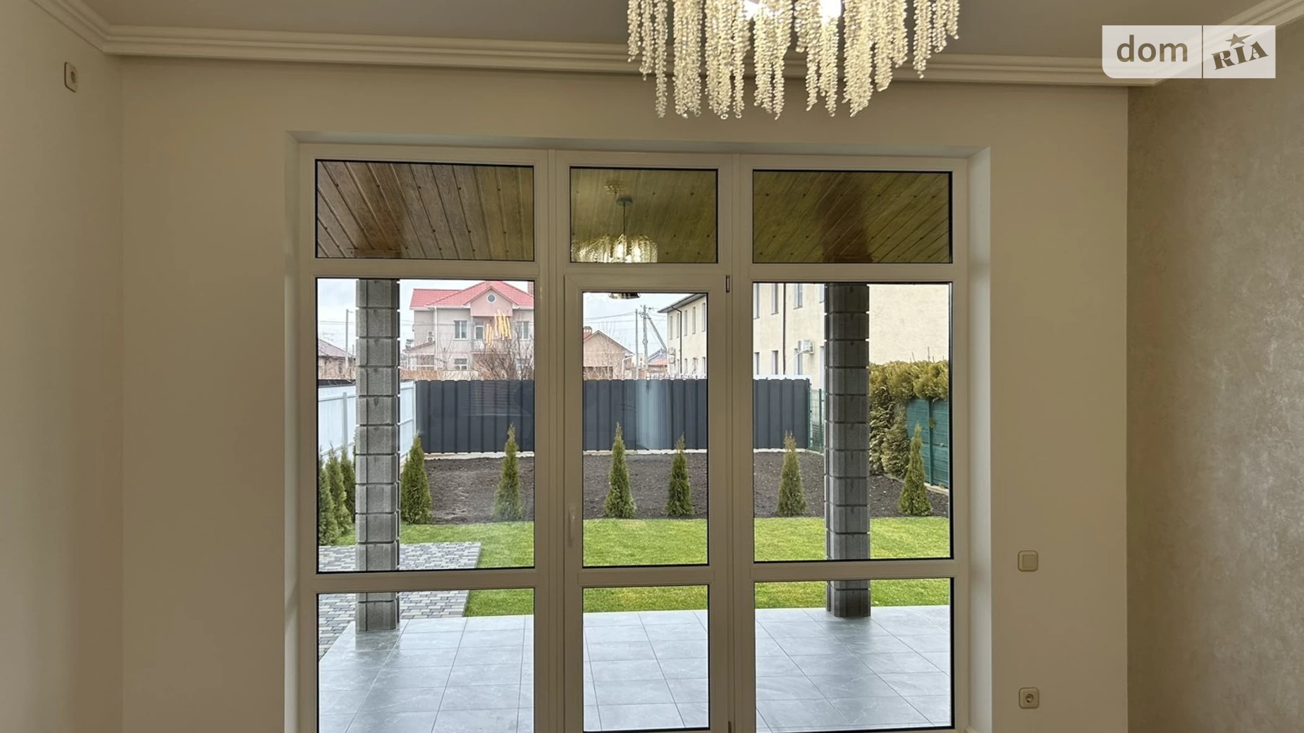 Продается дом на 2 этажа 180 кв. м с камином, цена: 220000 $ - фото 5