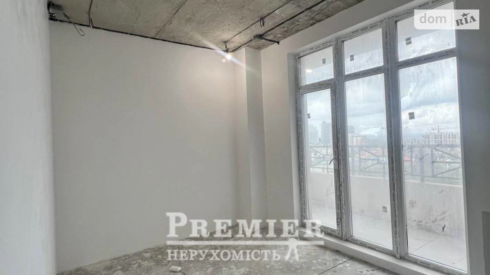 Продається 3-кімнатна квартира 82.8 кв. м у Одесі, пров. Курортний - фото 2