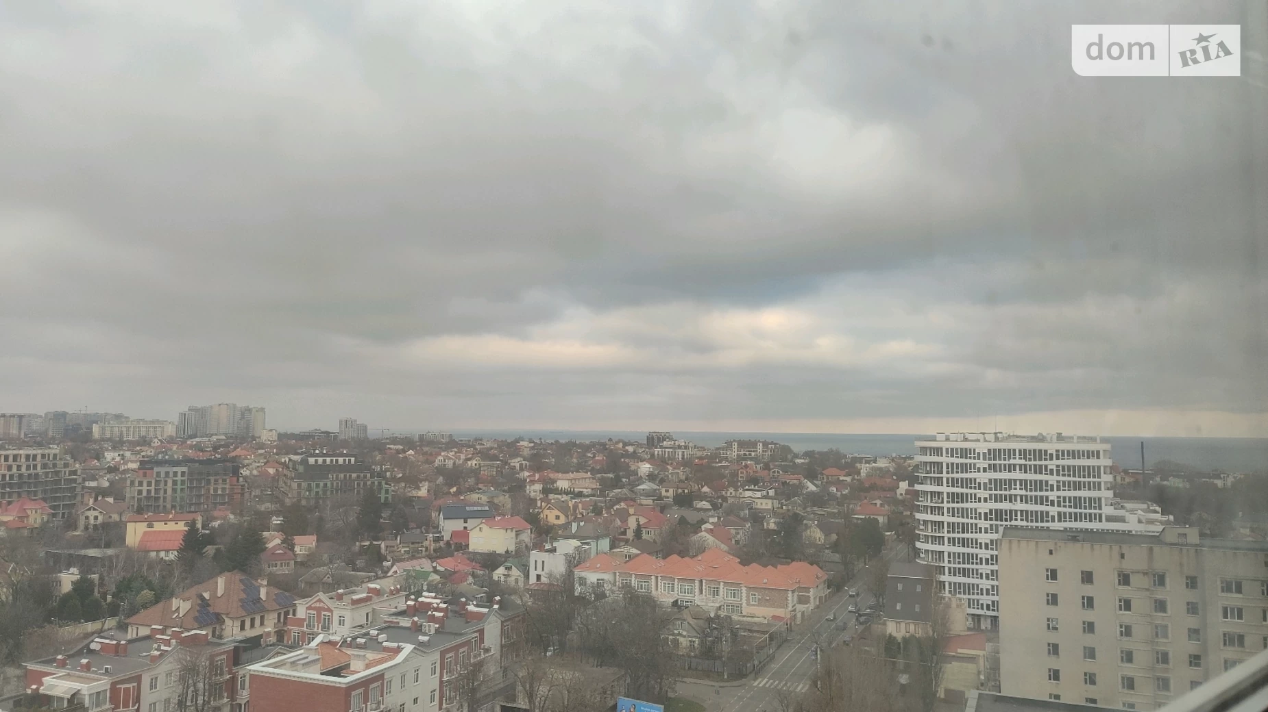 Продается 2-комнатная квартира 58 кв. м в Одессе, ул. Макаренко, 2А - фото 2