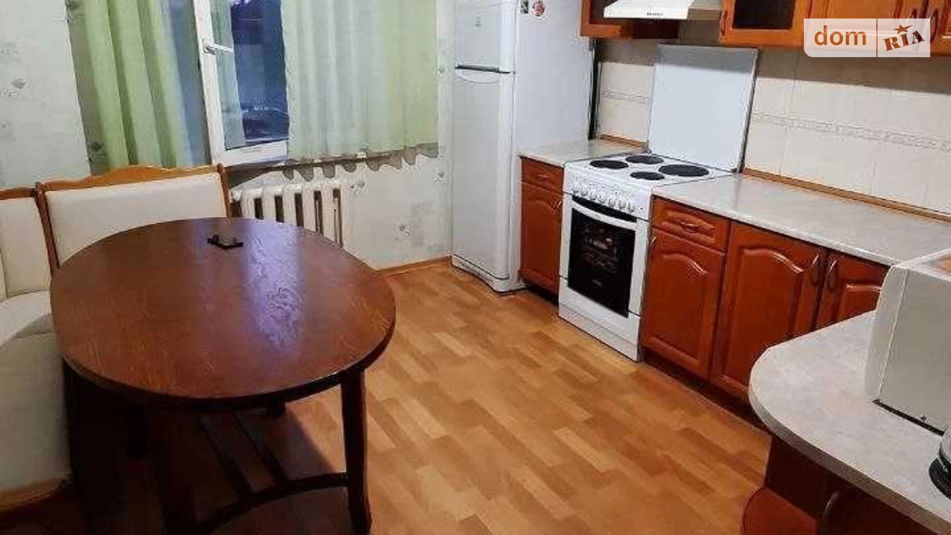 Продается 2-комнатная квартира 70 кв. м в Киеве, ул. Рональда Рейгана(Теодора Драйзера), 42 - фото 2
