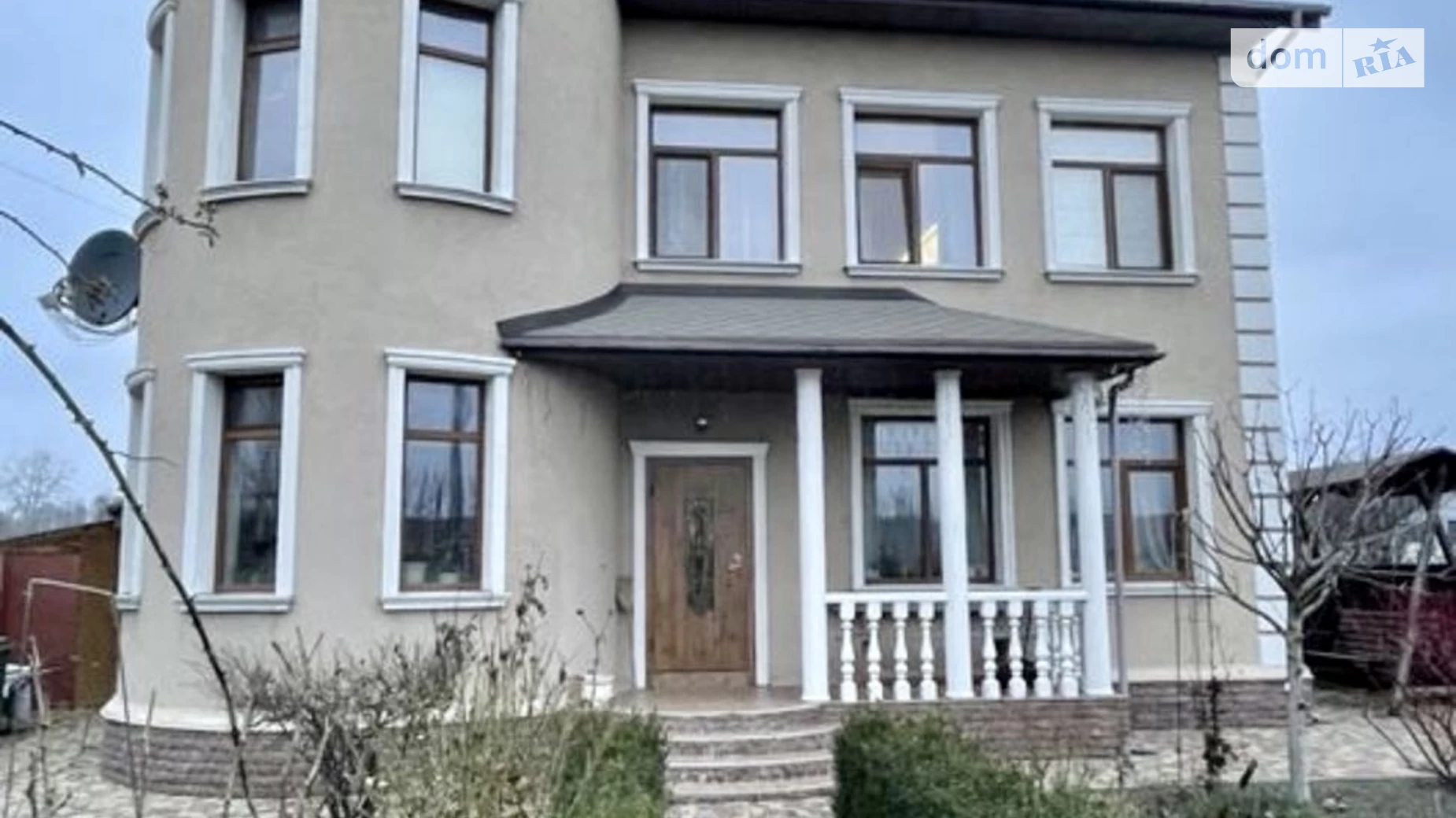 Продается дом на 3 этажа 285 кв. м с верандой, цена: 275000 $ - фото 2