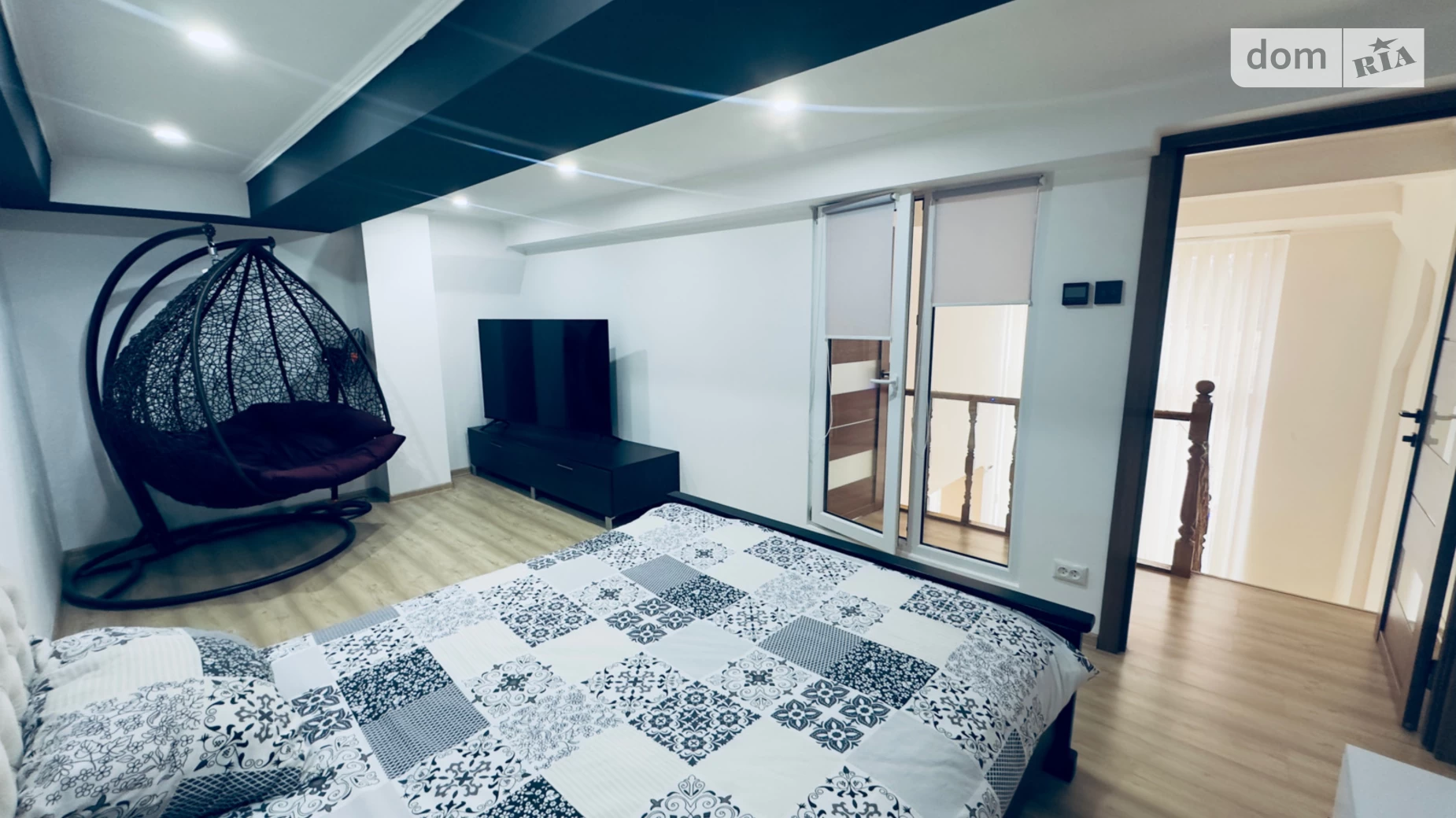Продается 3-комнатная квартира 70 кв. м в Черновцах, ул. Прутская - фото 3