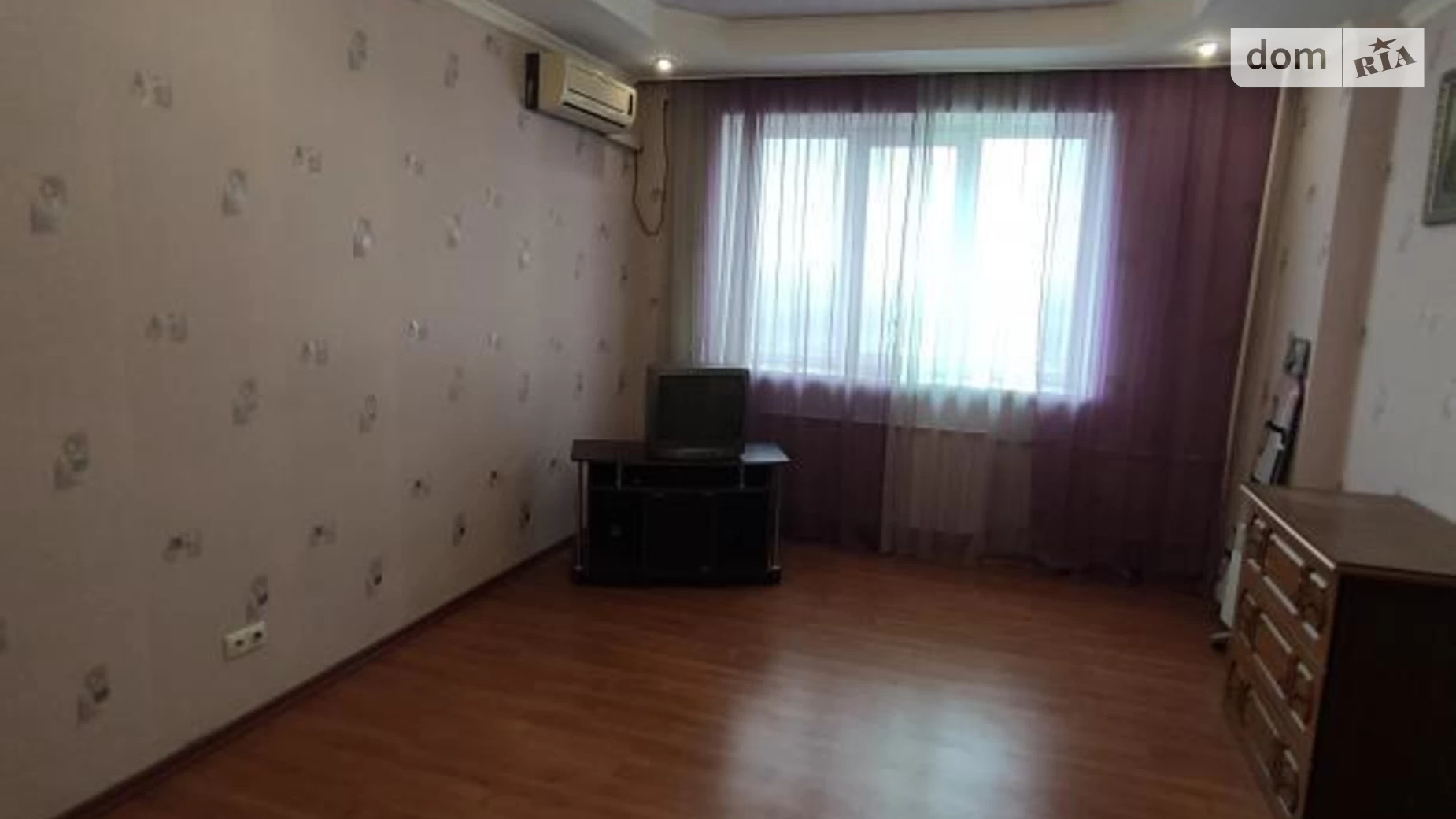 Продается 2-комнатная квартира 63.7 кв. м в Солоницевке, ул. Независимости, 1 - фото 2
