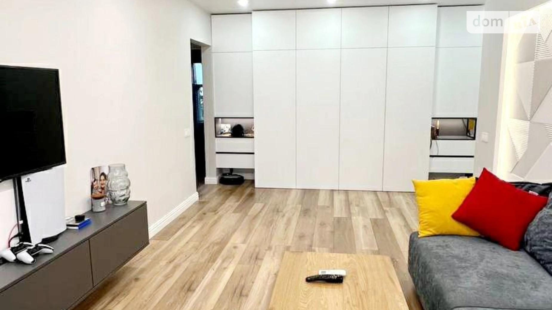 Продается 3-комнатная квартира 64.8 кв. м в Днепре, ул. Кондратюка Юрия, 1 - фото 3