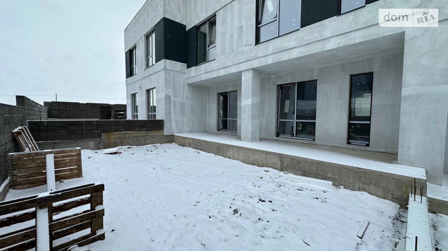 ул. Сергея Голубева, 20 Ровно КГ Jaguar, цена: 95000 $ - фото 4