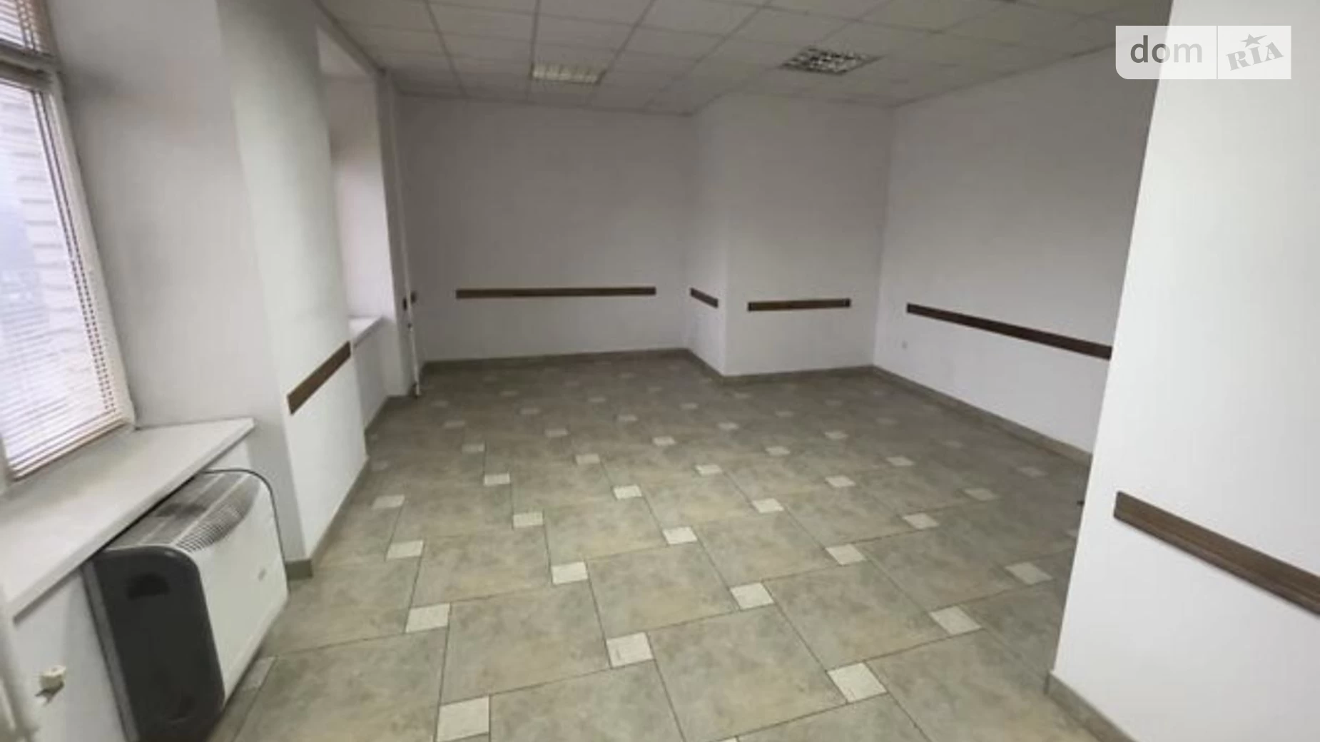 Продається офіс 46 кв. м в бізнес-центрі, цена: 36800 $ - фото 2