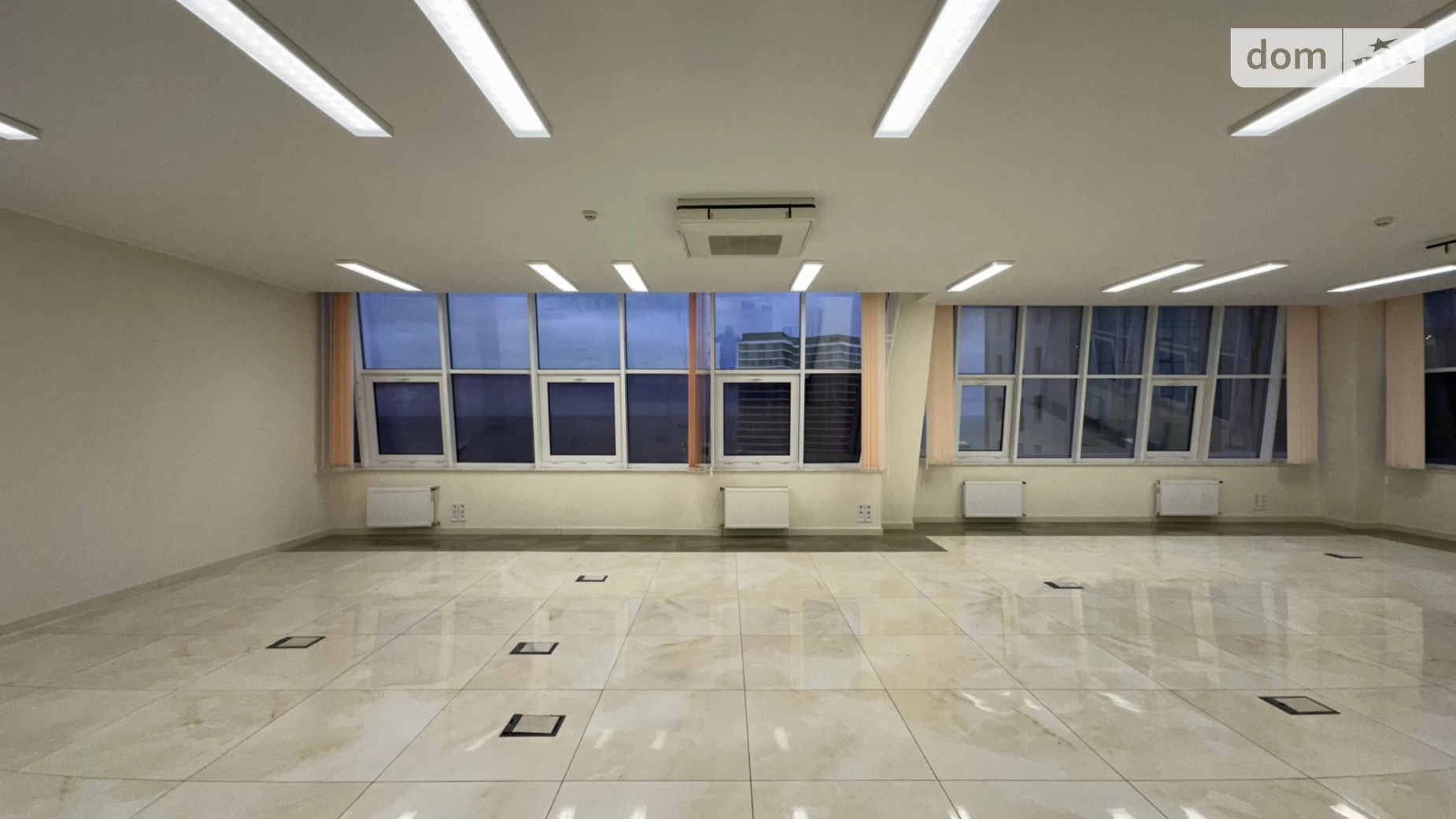 Сдается в аренду офис 570 кв. м в бизнес-центре, цена: 7128 $ - фото 4