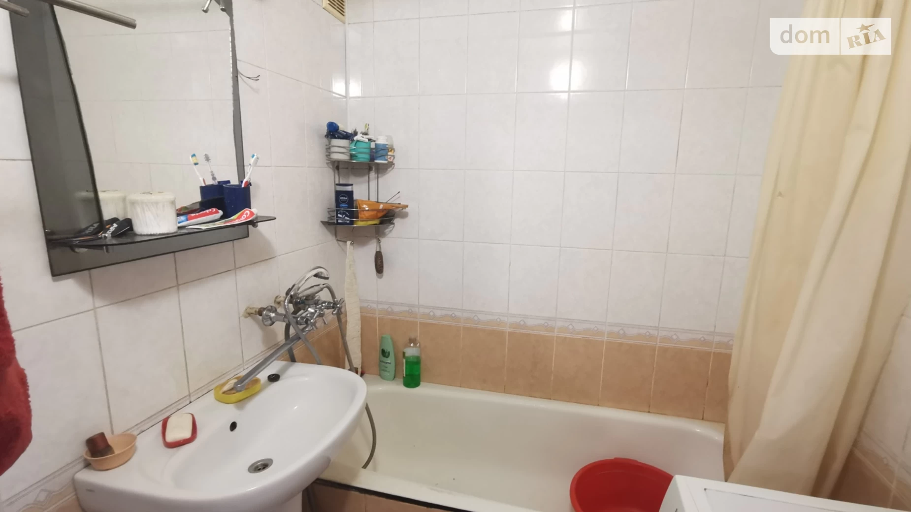 Продается 3-комнатная квартира 75 кв. м в Белой Церкви, ул. Луки Долинского, 3 - фото 2
