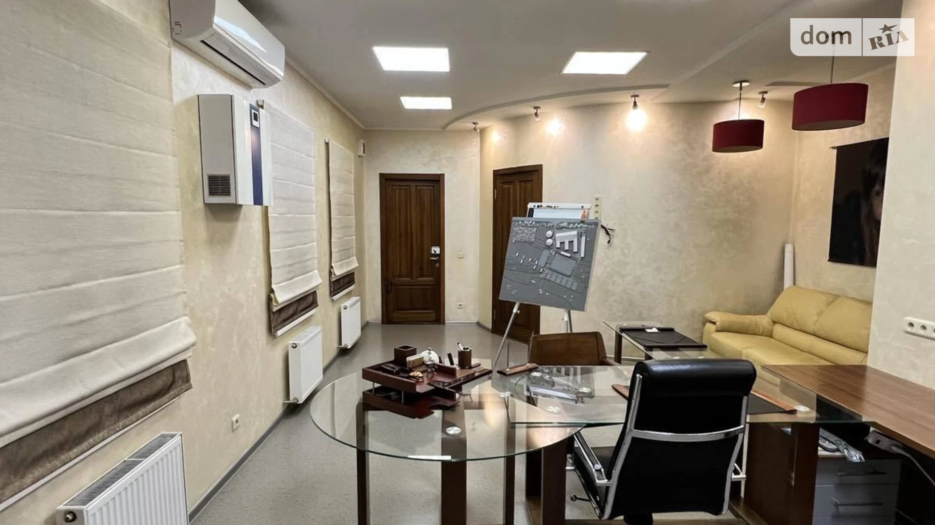 Продается офис 68 кв. м в бизнес-центре, цена: 35000 $ - фото 4