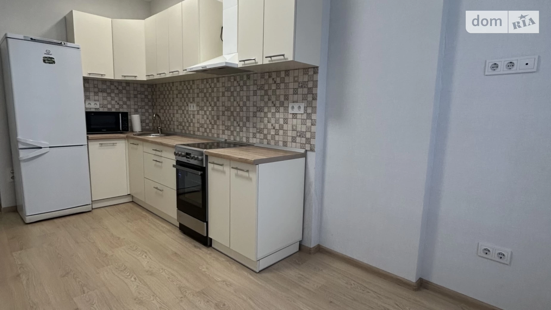 Продається 1-кімнатна квартира 401 кв. м у Ірпені, вул. Університетська(Карла Маркса), 1Д - фото 2