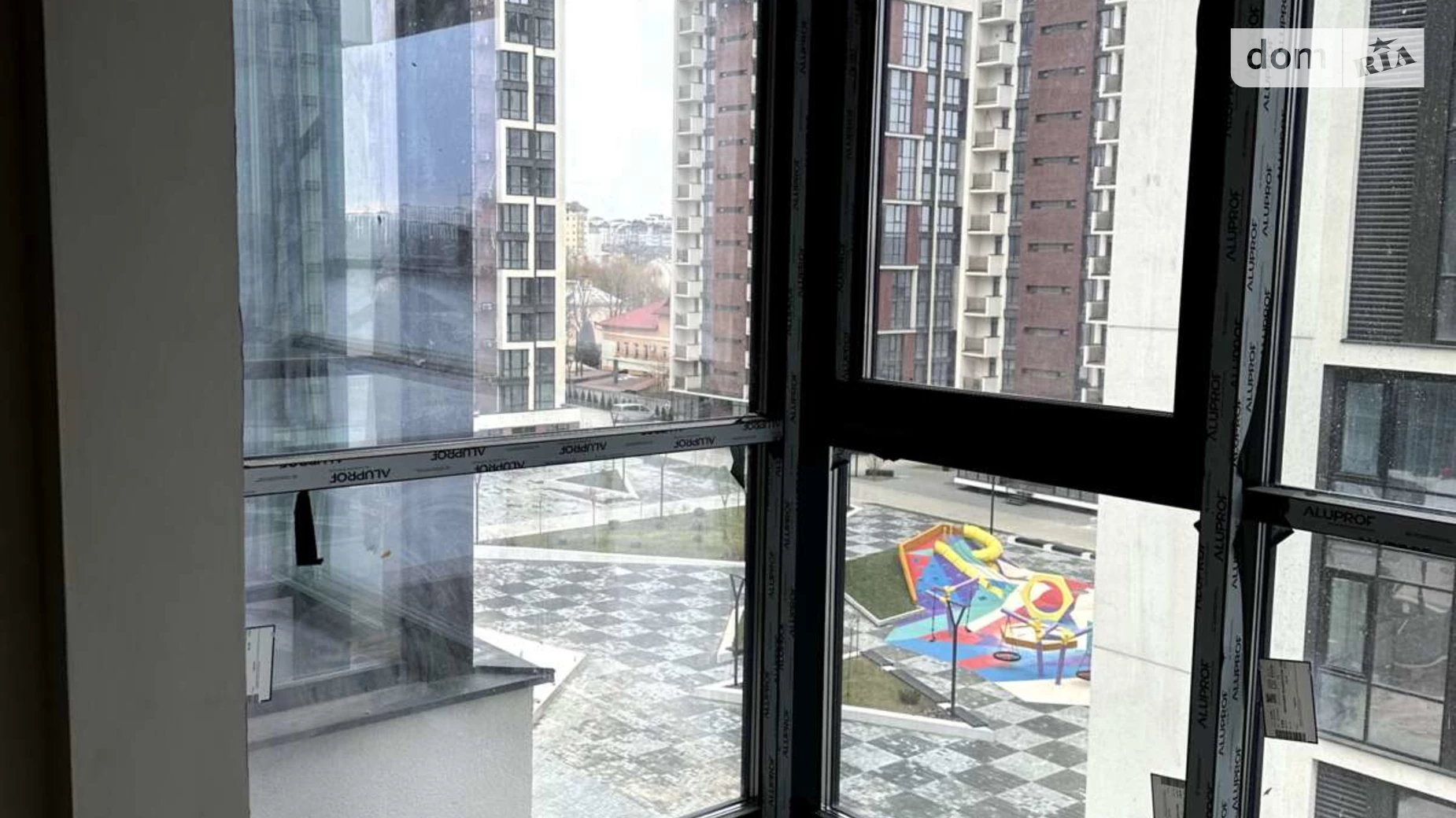 Продается 2-комнатная квартира 52 кв. м в Ивано-Франковске, ул. Ленкавского, 34/8 - фото 3