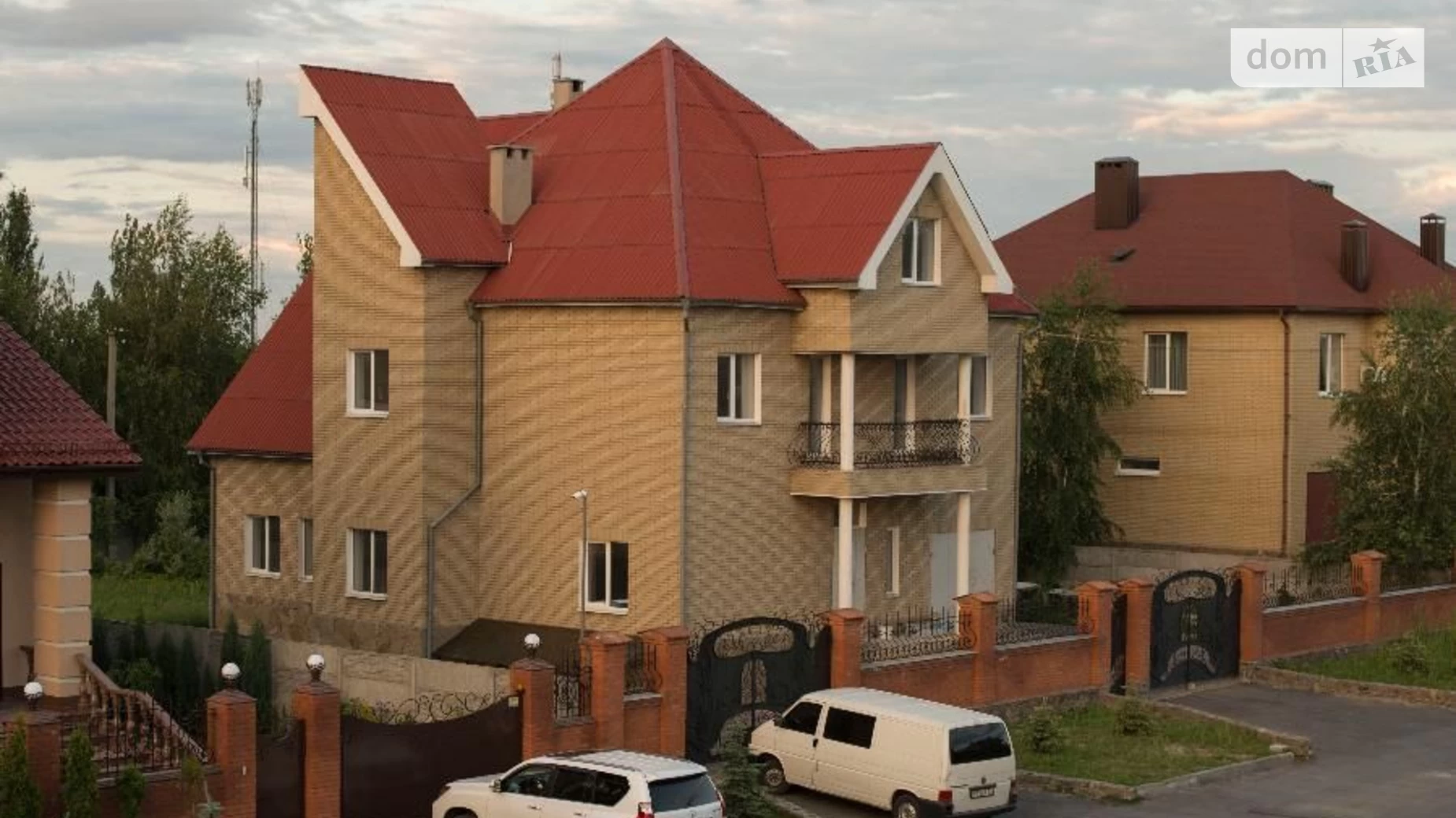 Продається будинок 4 поверховий 614 кв. м з каміном, цена: 420000 $ - фото 2