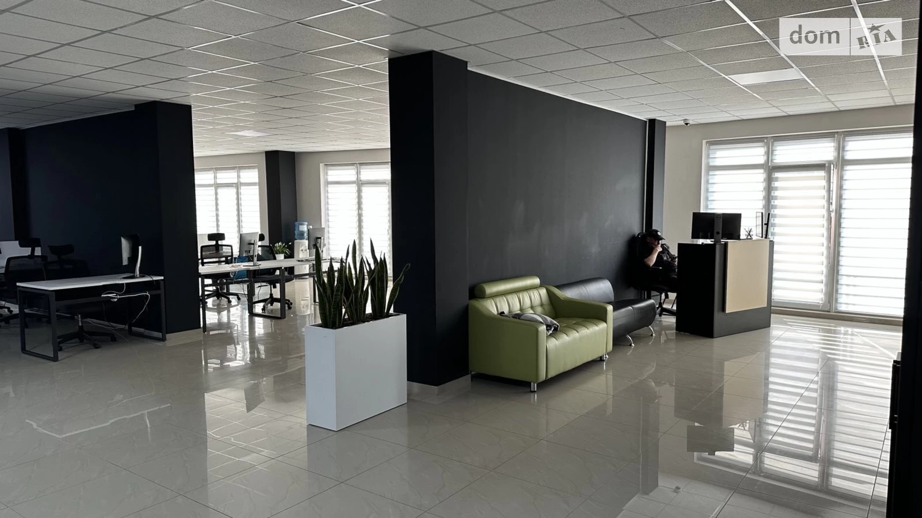 Сдается в аренду офис 450 кв. м в бизнес-центре, цена: 4500 $ - фото 4