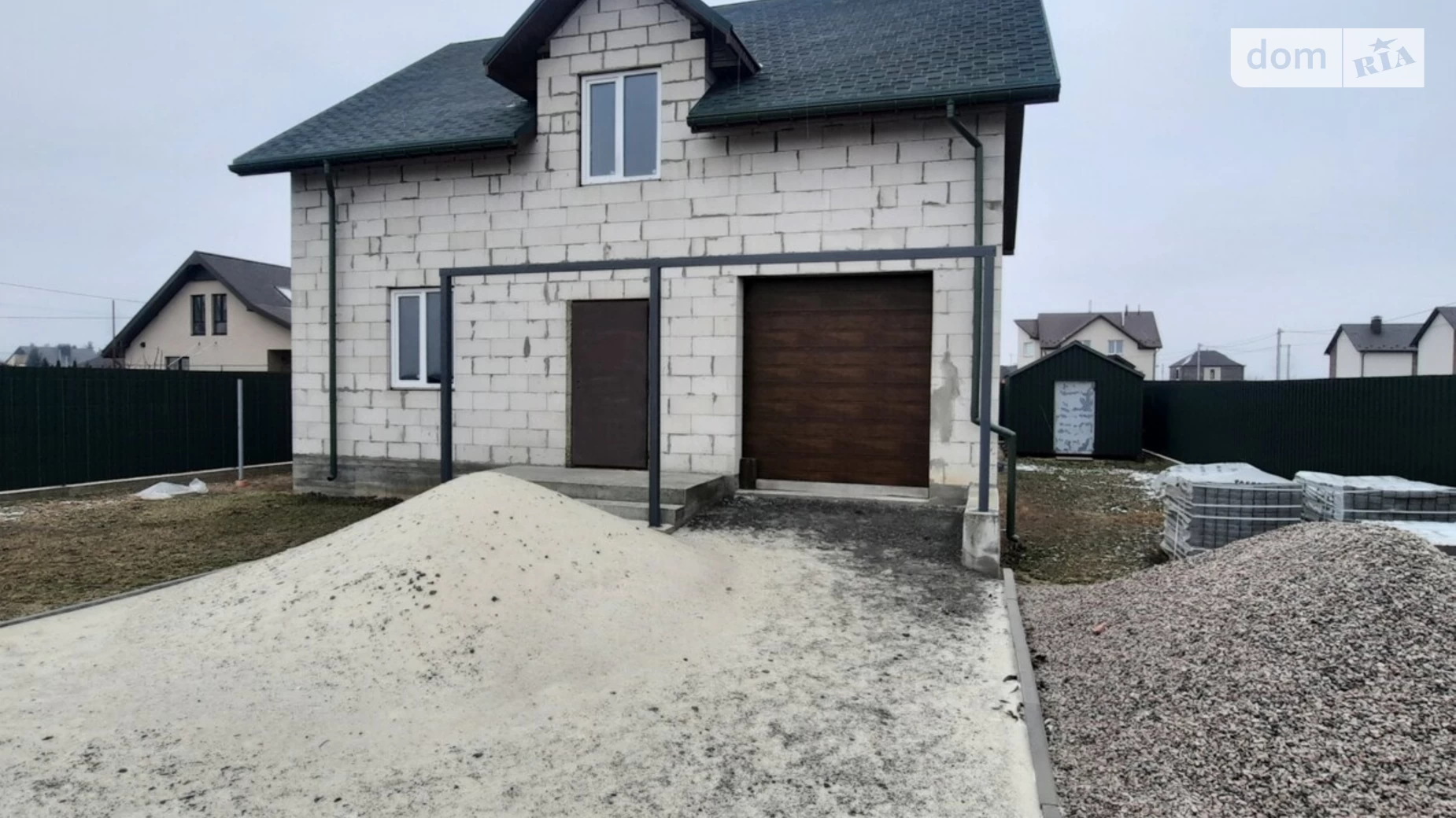 Продается дом на 2 этажа 160 кв. м с подвалом, цена: 105000 $ - фото 2