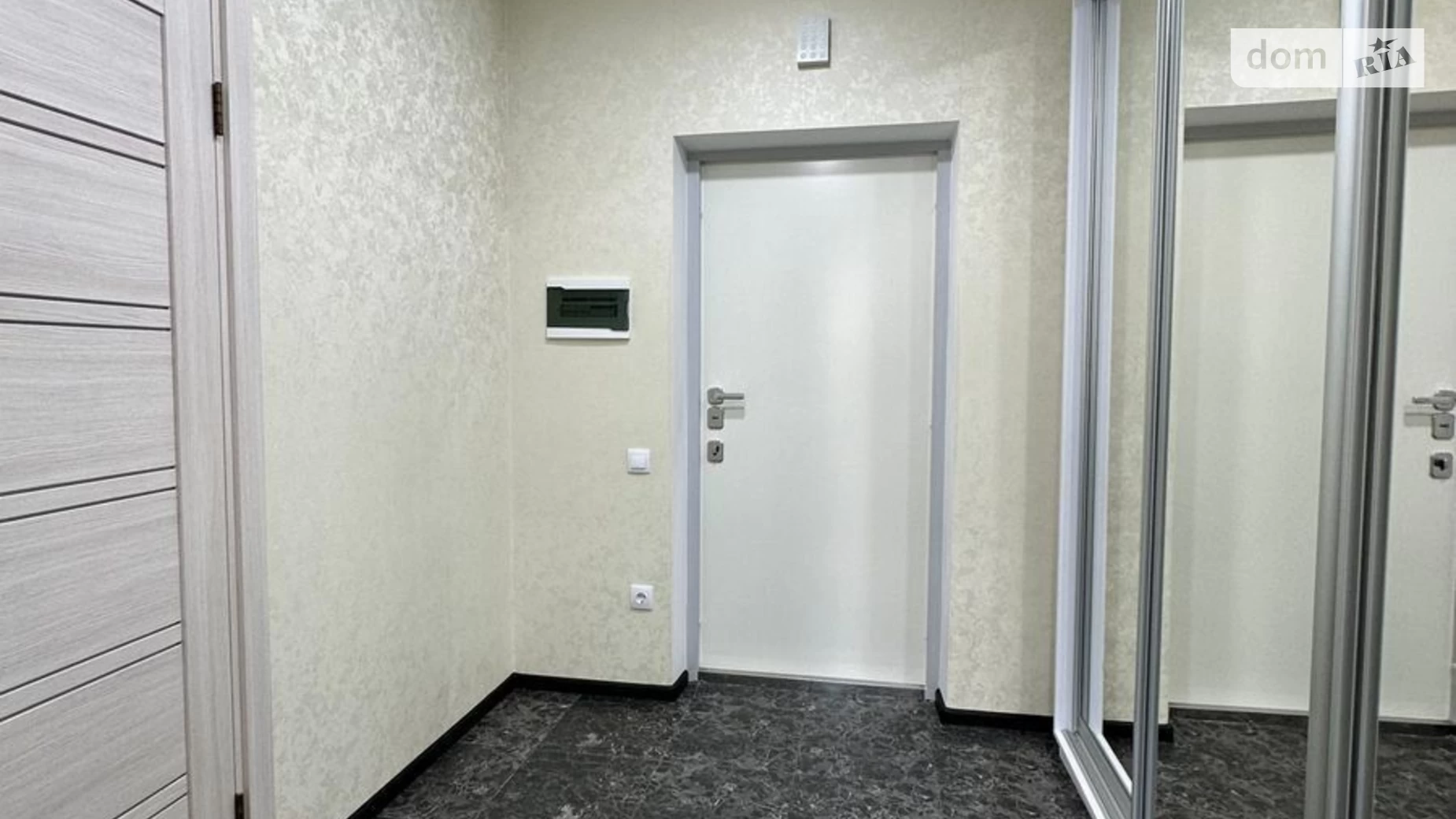Продается 1-комнатная квартира 39 кв. м в Киеве, ул. Центральная, 21Б - фото 3