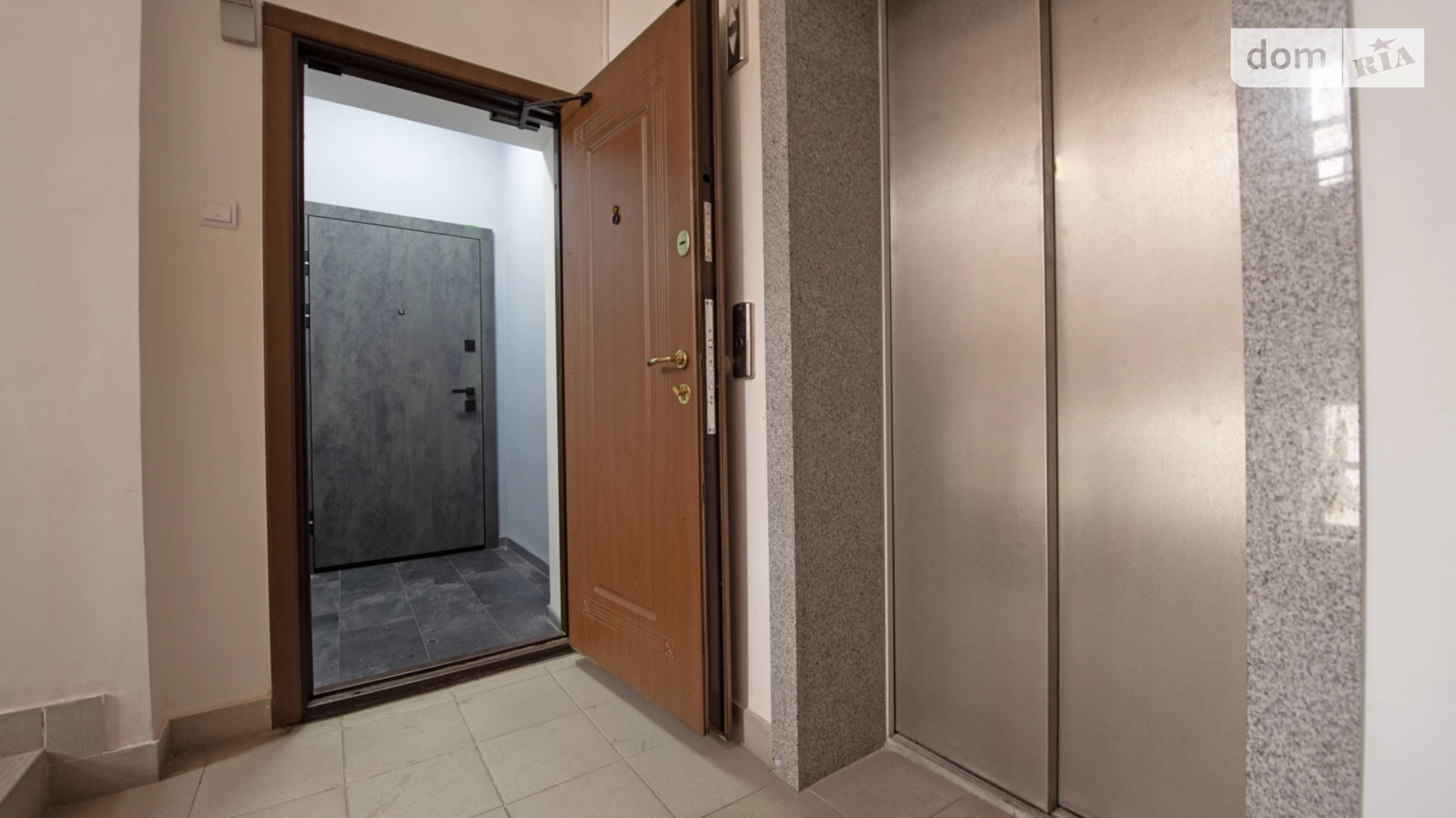 Продается 5-комнатная квартира 210 кв. м в Львове, ул. Мечникова, 20 - фото 3