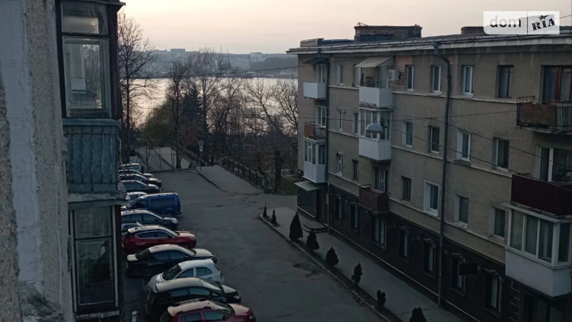 3-комнатная квартира 72 кв. м в Тернополе, ул. Старый Рынок - фото 3