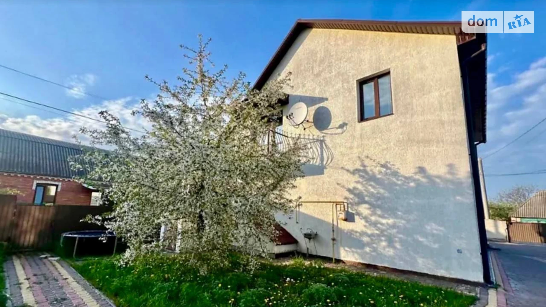 Продается дом на 2 этажа 224.5 кв. м с мебелью, цена: 169999 $ - фото 2