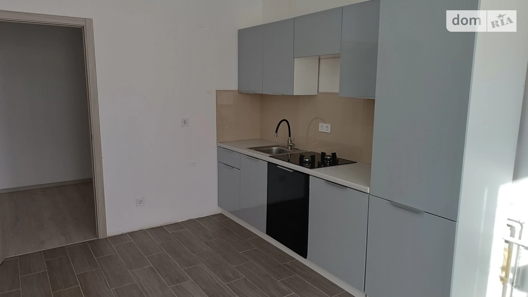 Продается 2-комнатная квартира 61.6 кв. м в Ирпене, ул. Дмитрия Павлычко(Есенина), 32 - фото 2