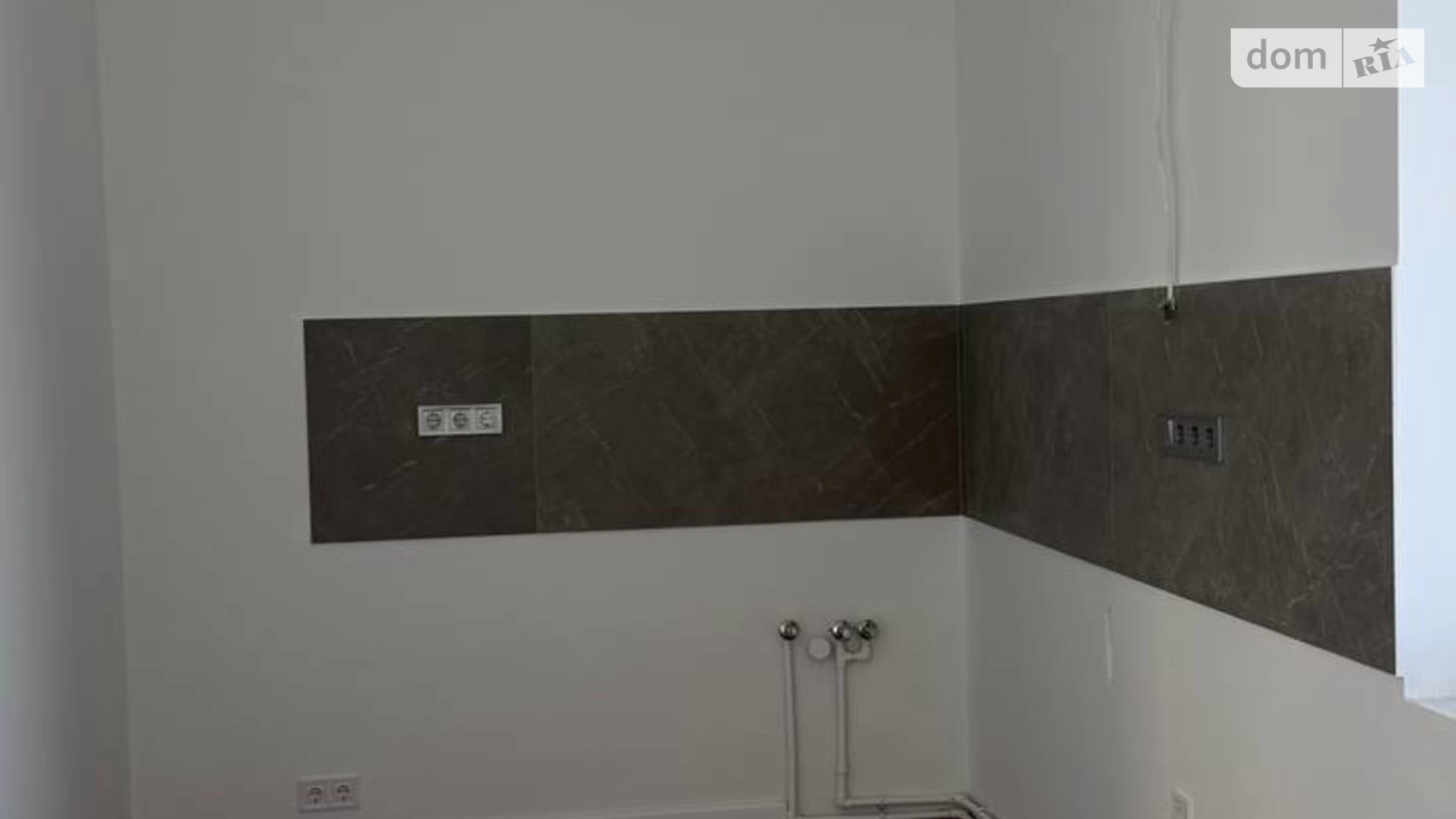 Продается 2-комнатная квартира 52.8 кв. м в Черновцах, ул. Заньковецкой Марии, 15 - фото 5