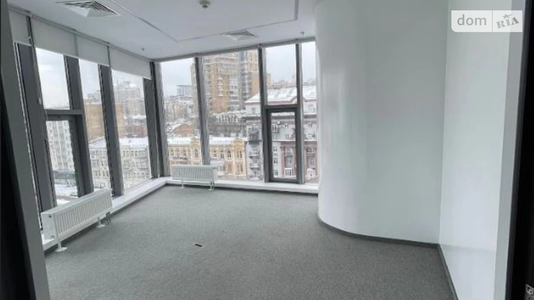 Сдается в аренду офис 446 кв. м в бизнес-центре, цена: 19200 $ - фото 4