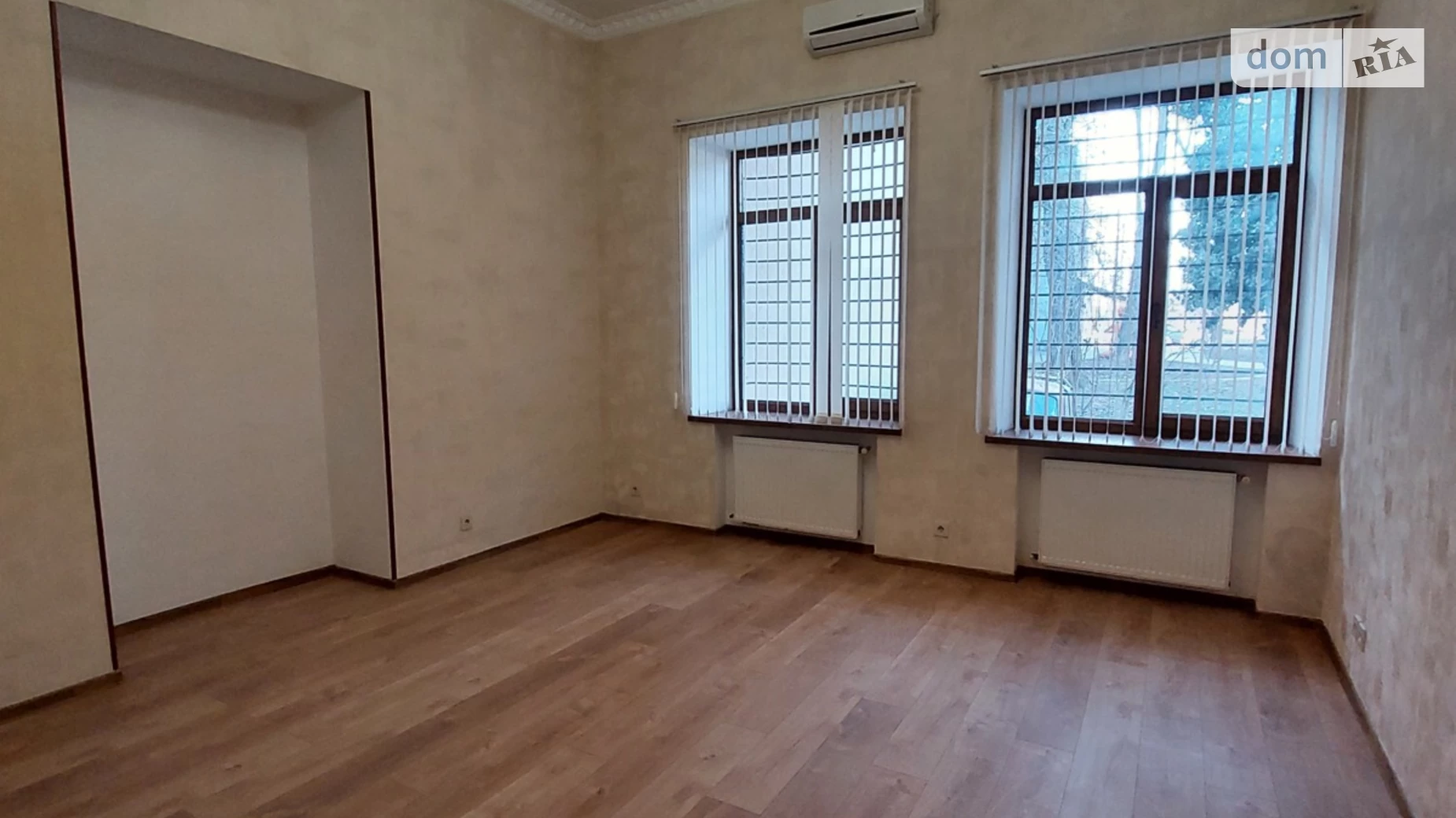 Сдается в аренду офис 146 кв. м в бизнес-центре, цена: 41000 грн - фото 3
