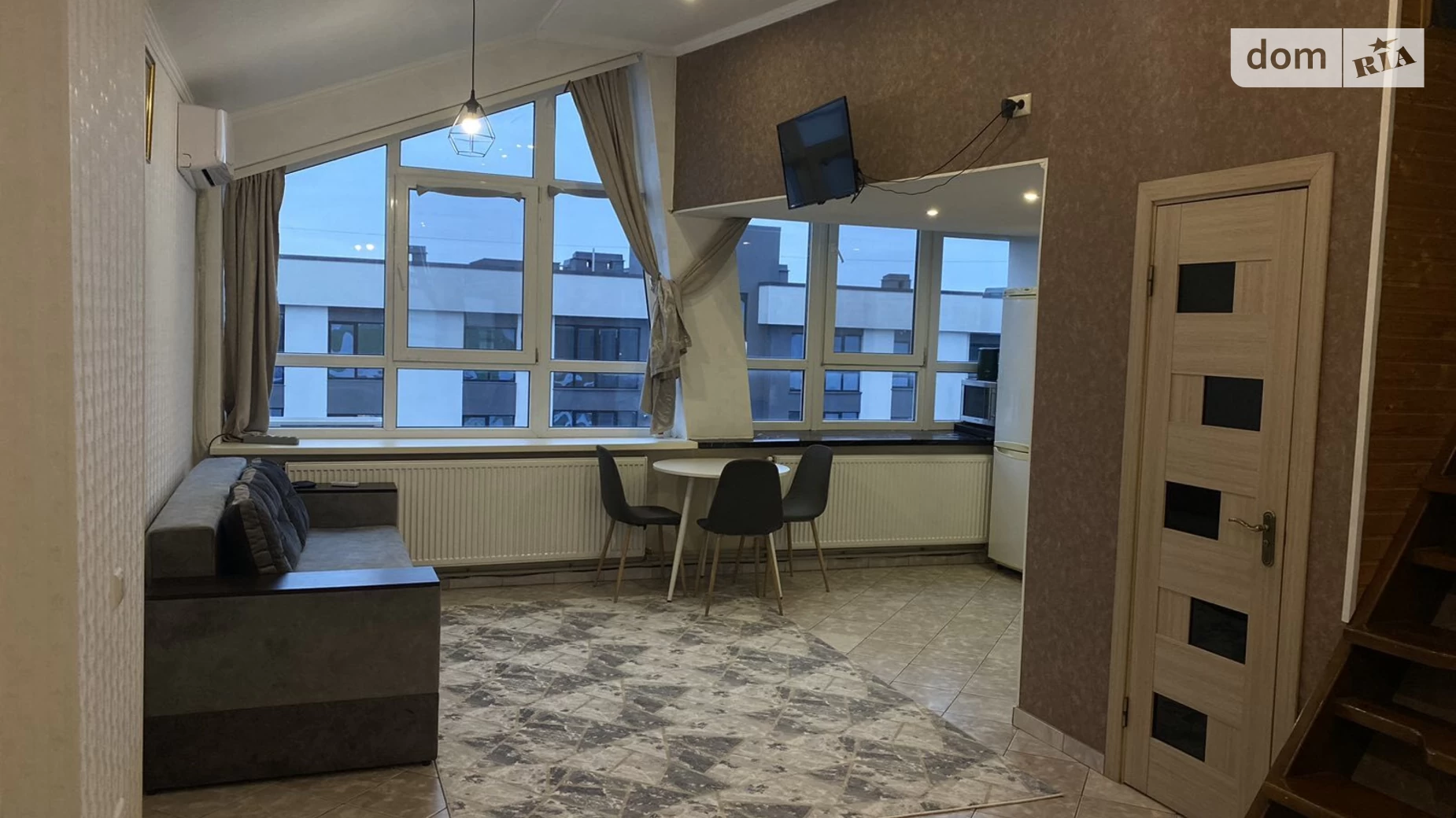 Продается 2-комнатная квартира 60.1 кв. м в Ивано-Франковске, ул. Целевича Юлиана - фото 2