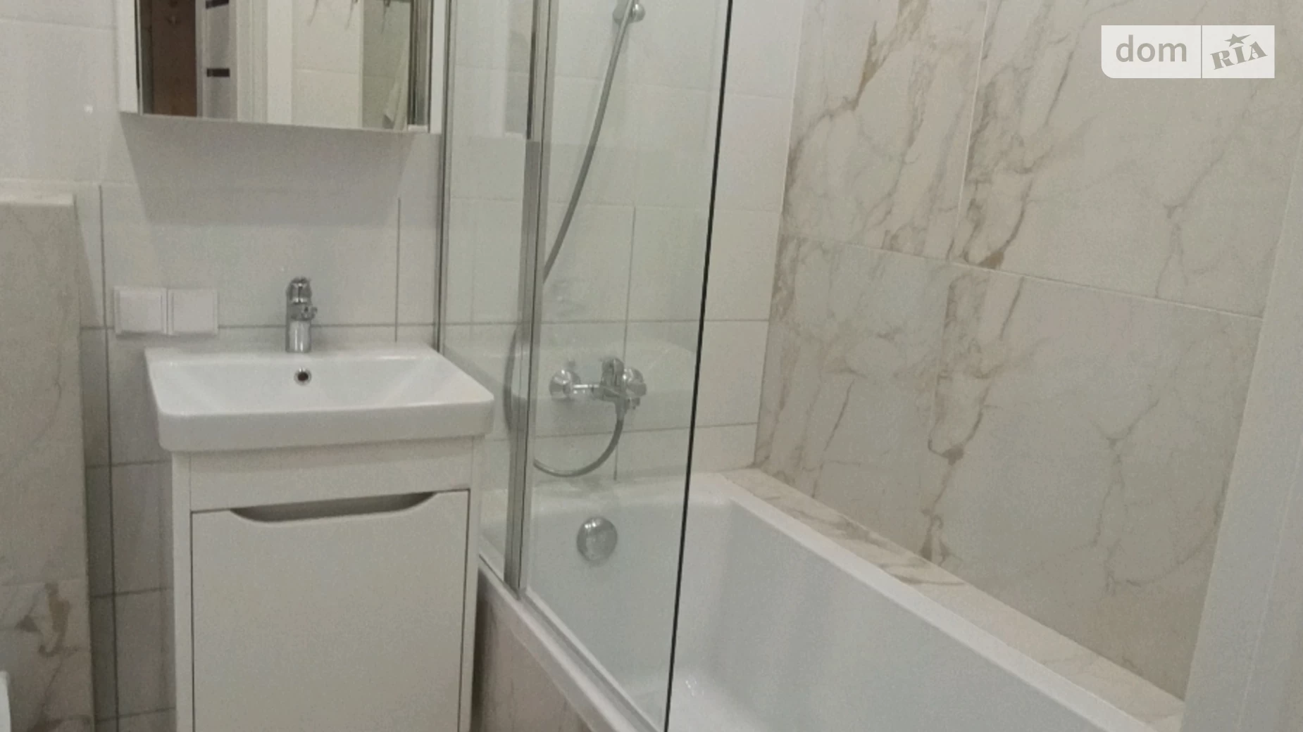 Продається 1-кімнатна квартира 38 кв. м у Гостомелі, вул. Остромирська, 49В - фото 4