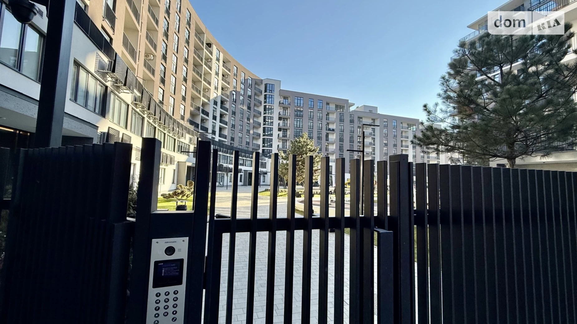 Продается 1-комнатная квартира 44 кв. м в Ужгороде, цена: 86999 $ - фото 3