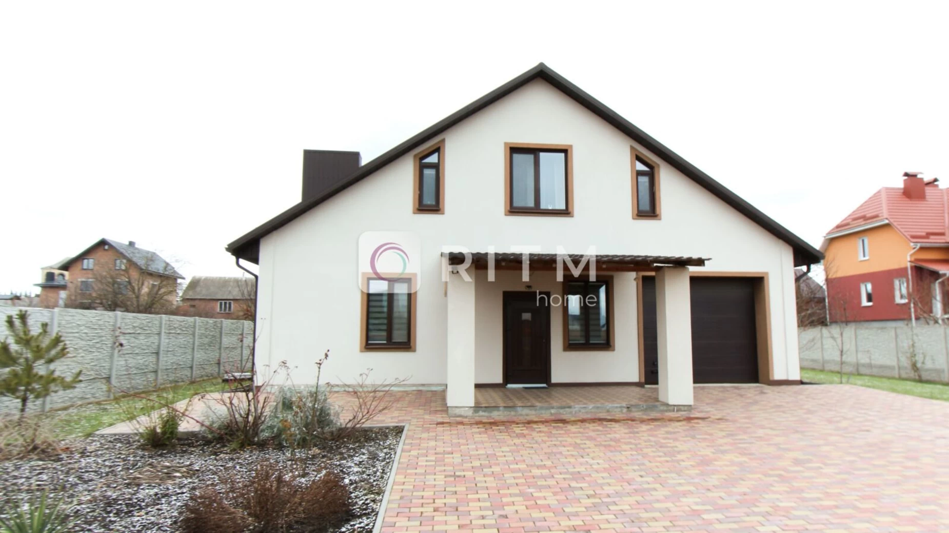 Продается дом на 2 этажа 202 кв. м с камином, цена: 165000 $ - фото 2
