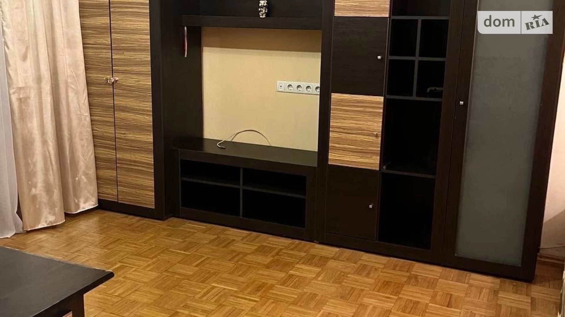 Продається 1-кімнатна квартира 32.5 кв. м у Ірпені, вул. ІІІ Інтернаціоналу, 1/3 - фото 2