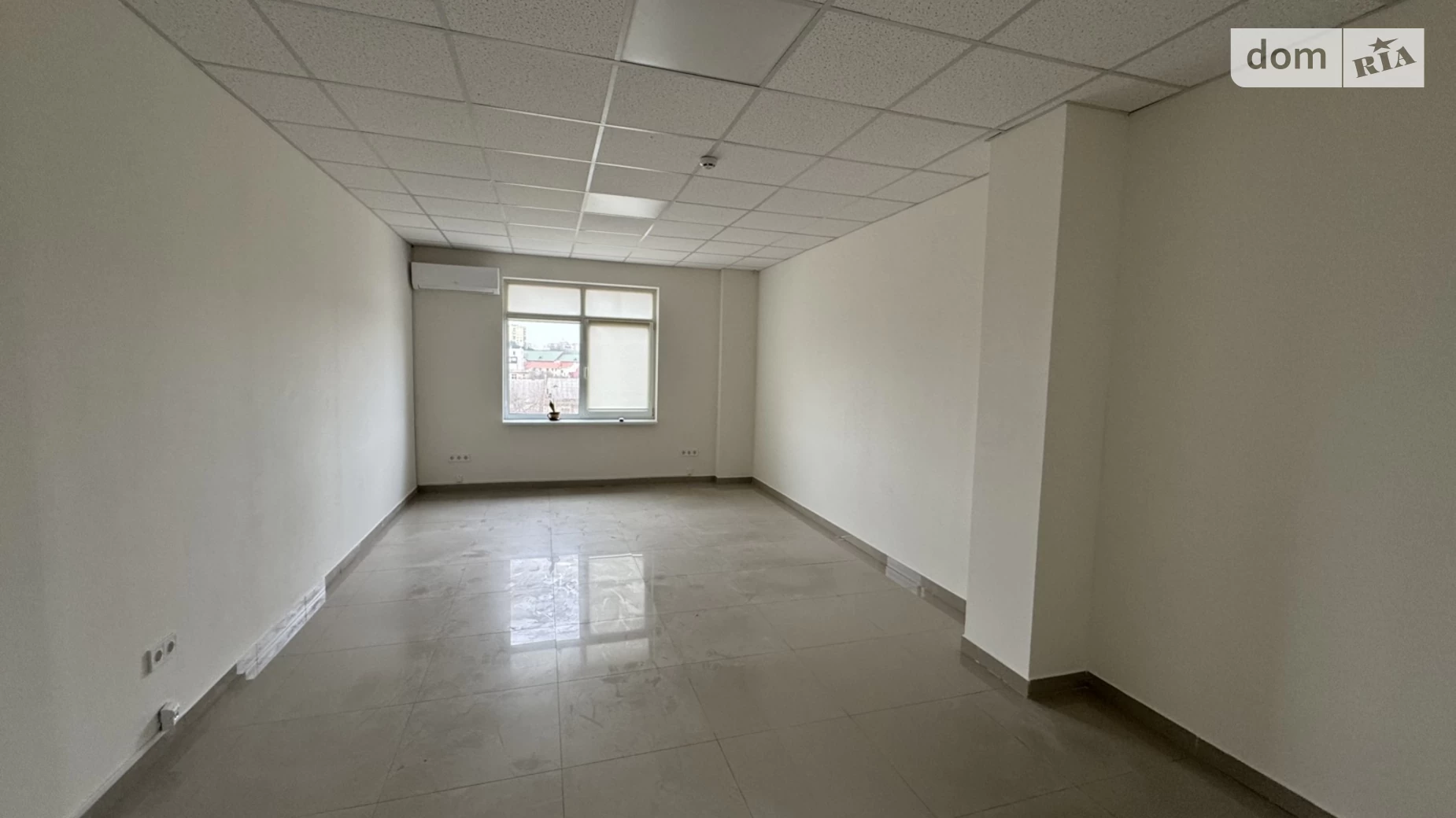Сдается в аренду офис 300 кв. м в бизнес-центре, цена: 3000 $ - фото 2